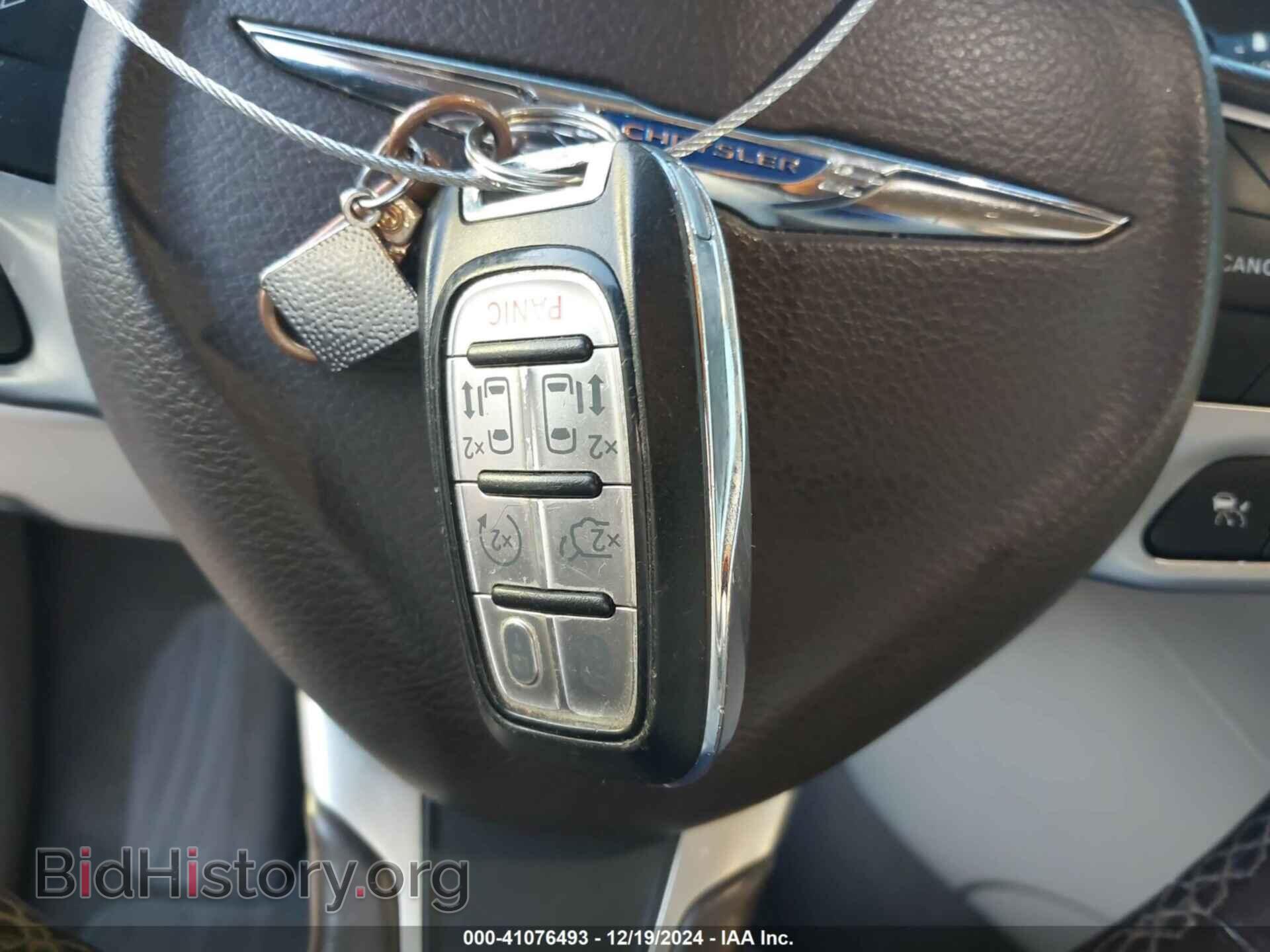 2020 CHRYSLER PACIFICA - VIN: 2C4RC1BG8LR111548 - Фото 11