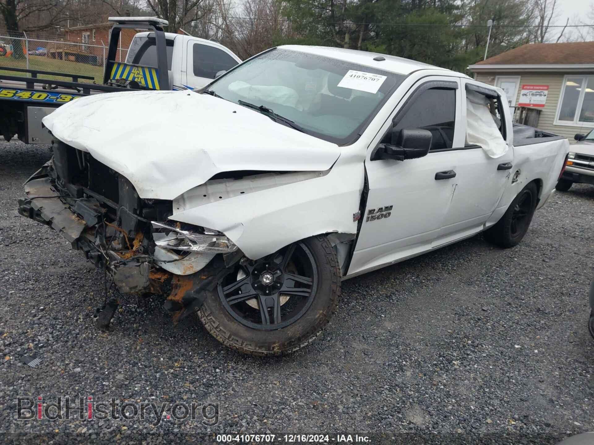 2018 RAM 1500 - VIN: 3C6RR7KT0JG214424 - Фото 2