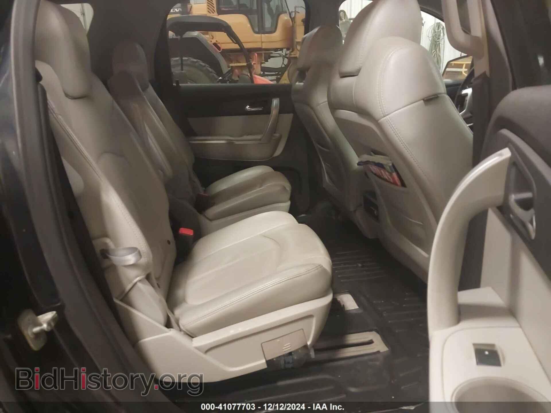 2008 GMC ACADIA - VIN: 1GKEV33718J152302 - Фото 8