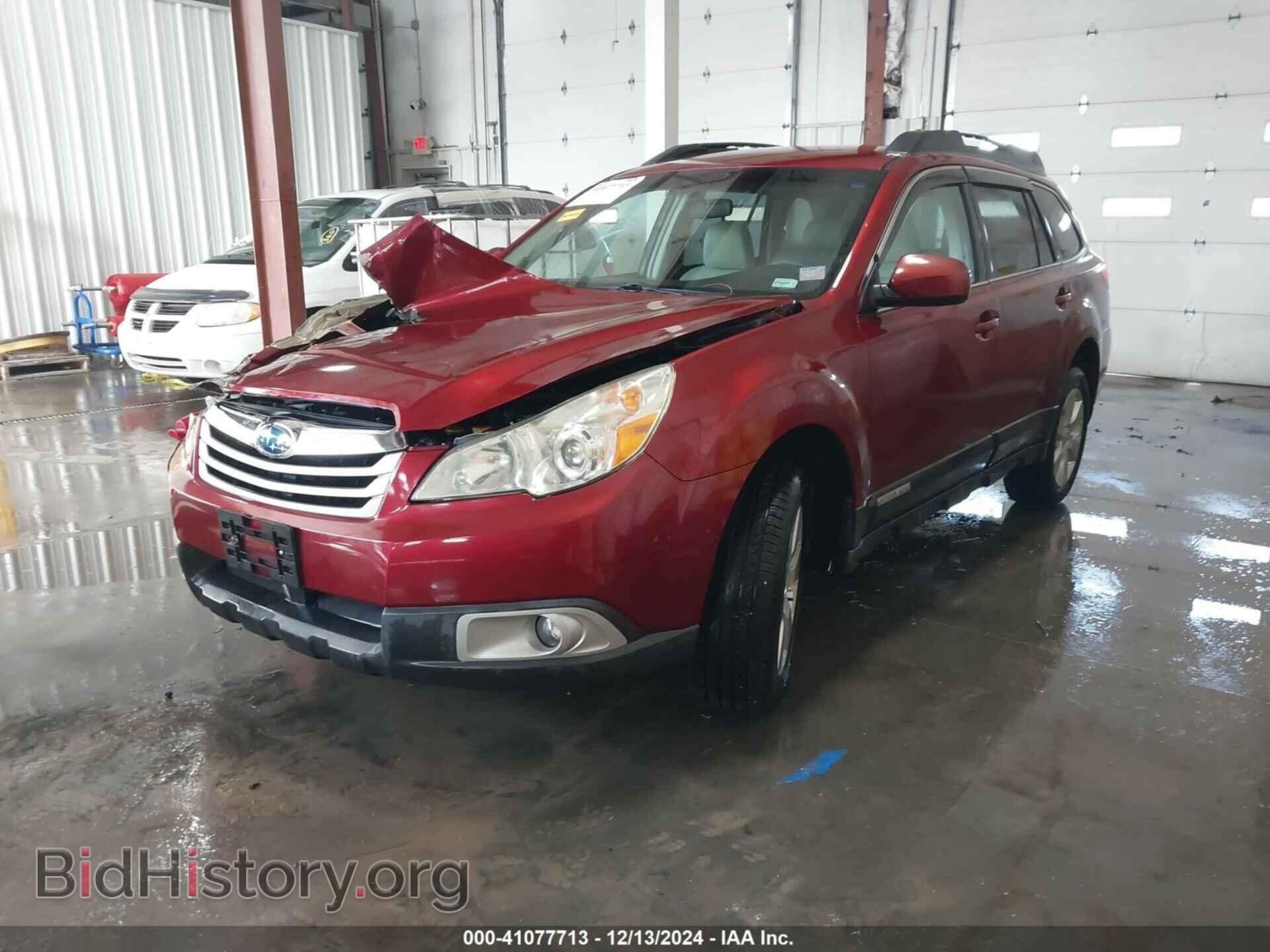 2011 SUBARU OUTBACK - VIN: 4S4BRCCC4B3355871 - Фото 2
