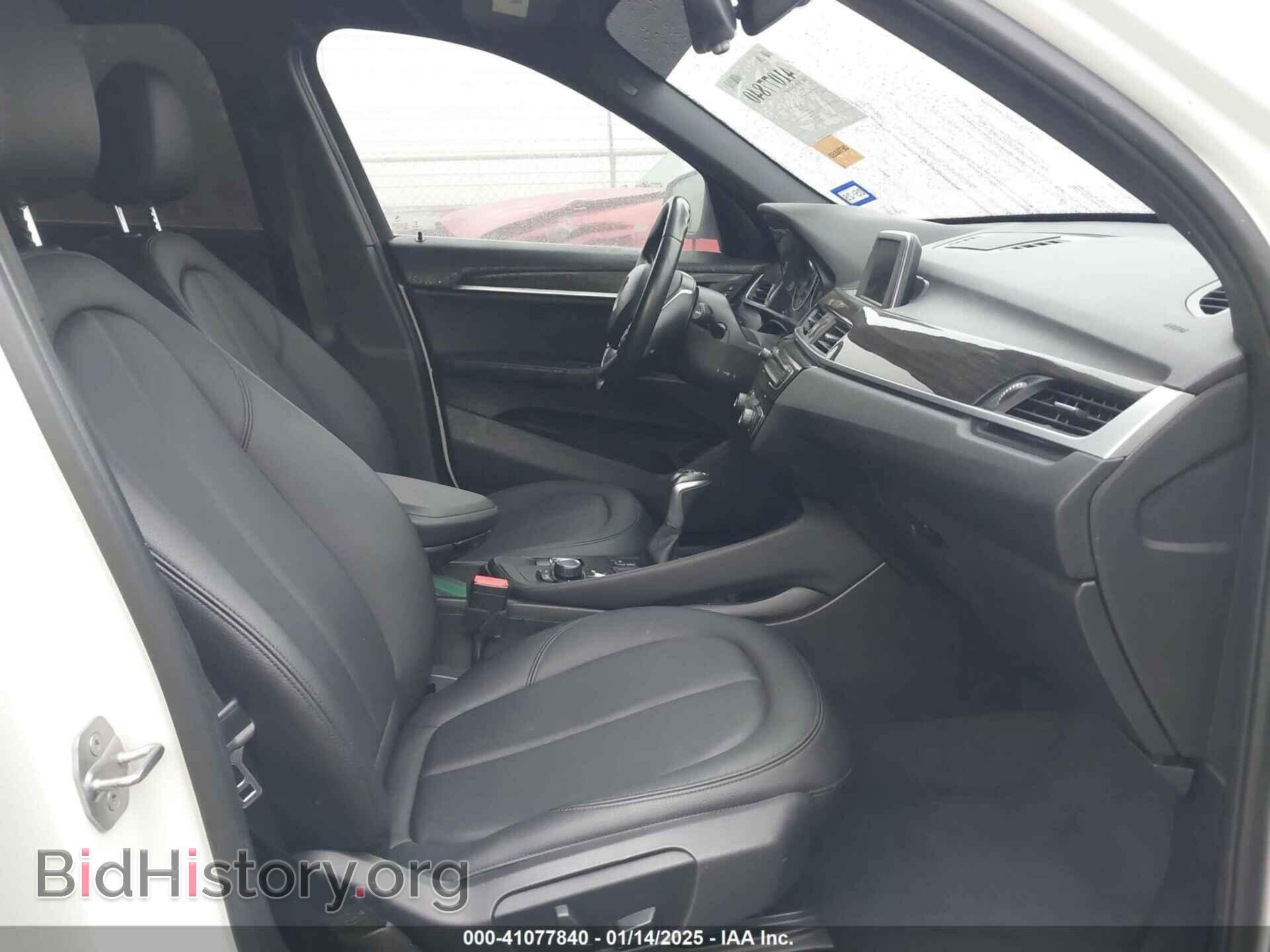 2017 BMW X1 - VIN: WBXHT3C39H5F74635 - Фото 5