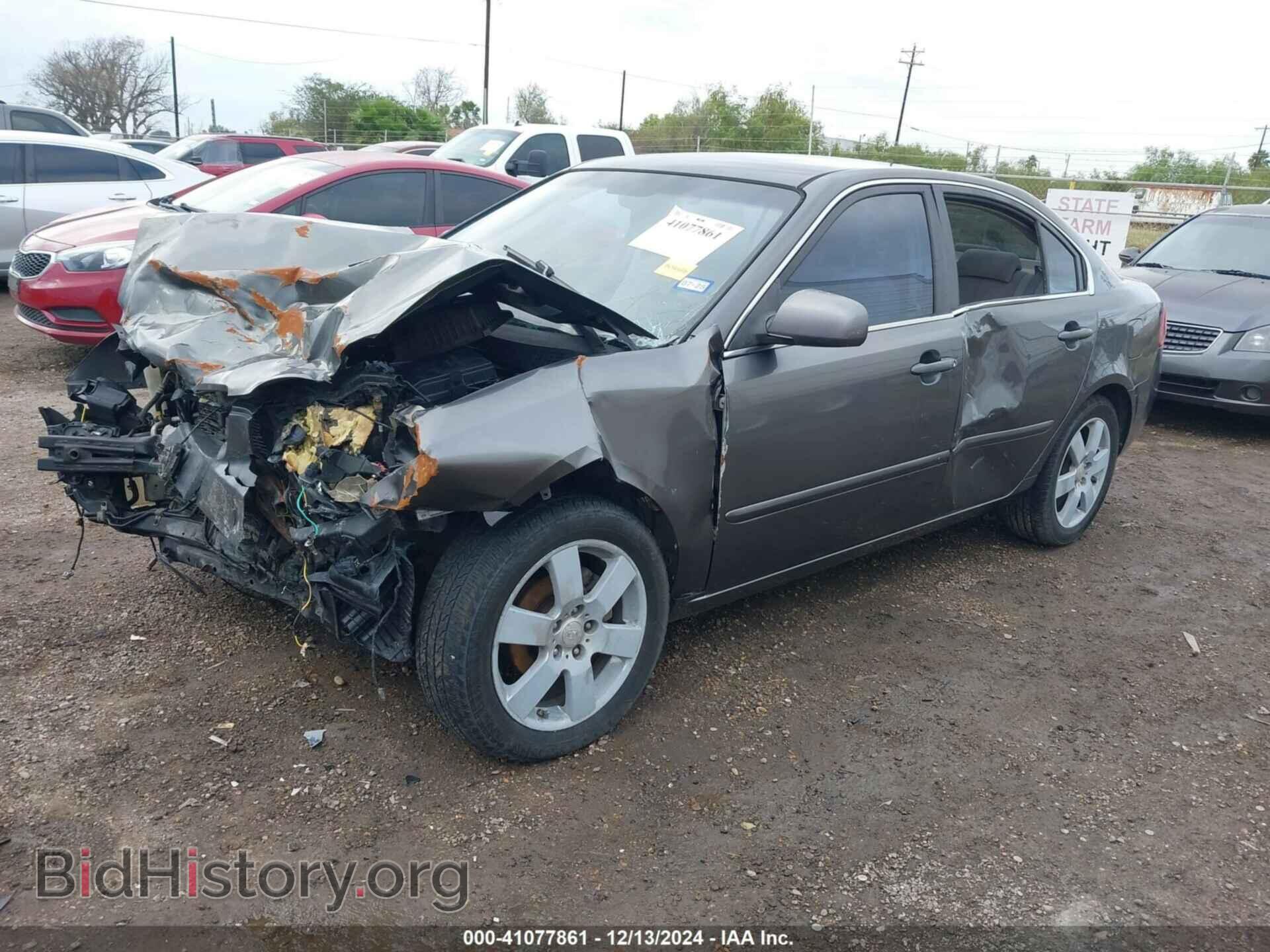 2008 KIA OPTIMA - VIN: KNAGE123885239062 - Фото 2