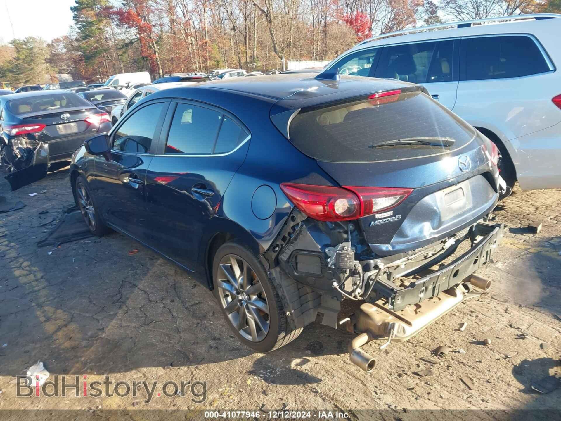 2018 MAZDA MAZDA3 - VIN: 3MZBN1L34JM229217 - Фото 3