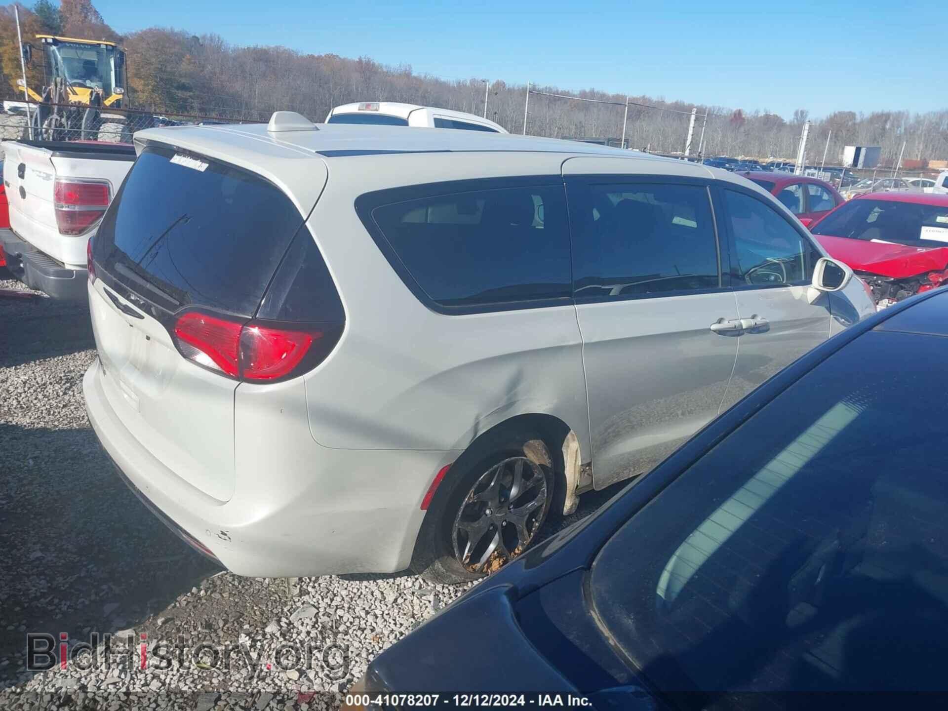 2019 CHRYSLER PACIFICA - VIN: 2C4RC1FG2KR610208 - Photo 4