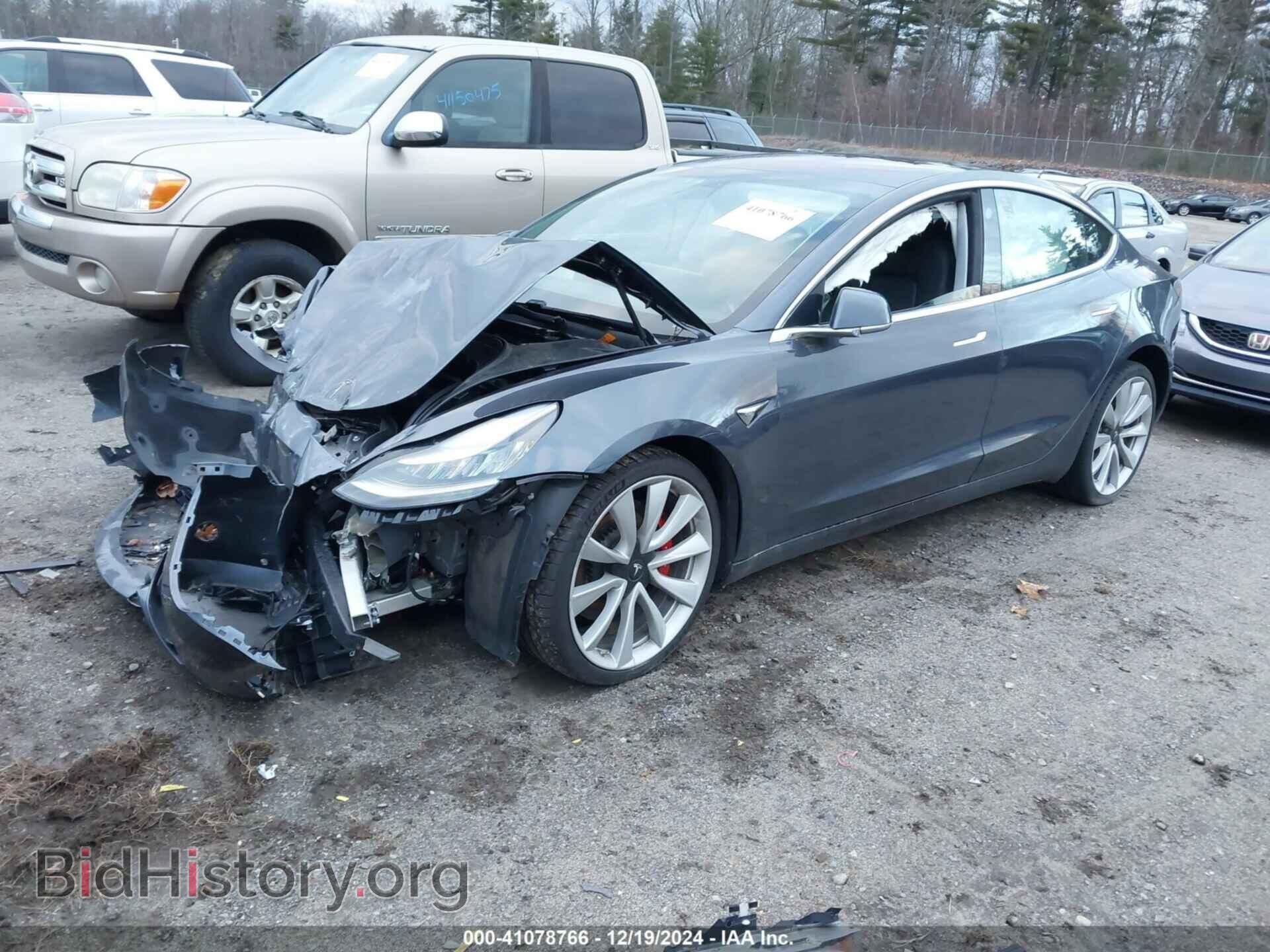 2019 TESLA MODEL 3 - VIN: 5YJ3E1EB1KF231220 - Фото 2