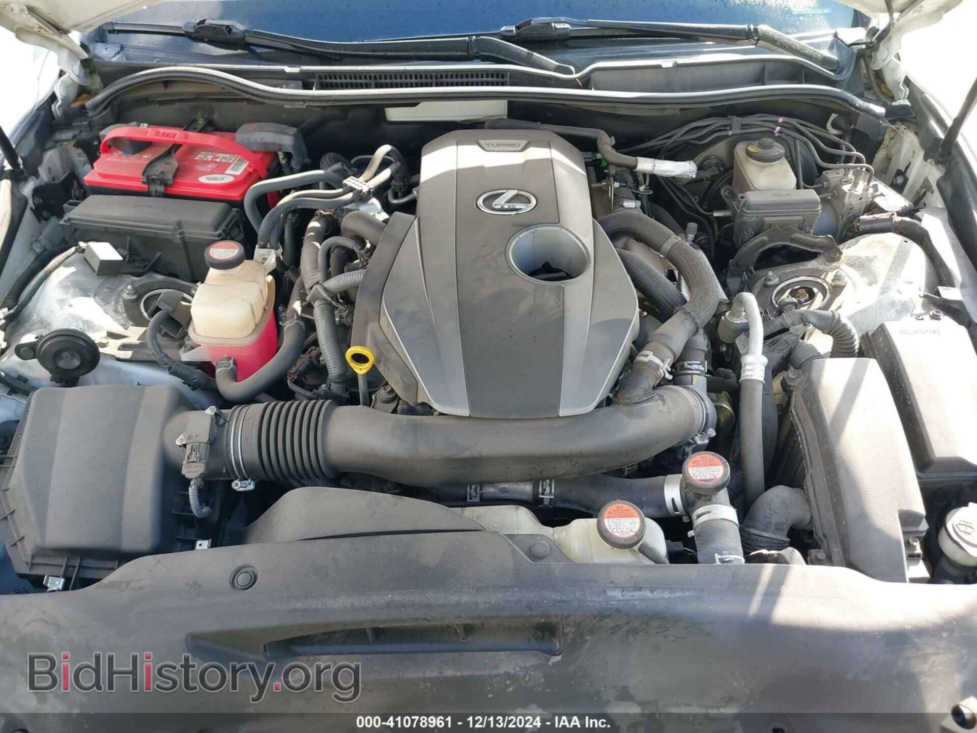 2016 LEXUS IS 200T - VIN: JTHBA1D23G5022562 - Фото 10
