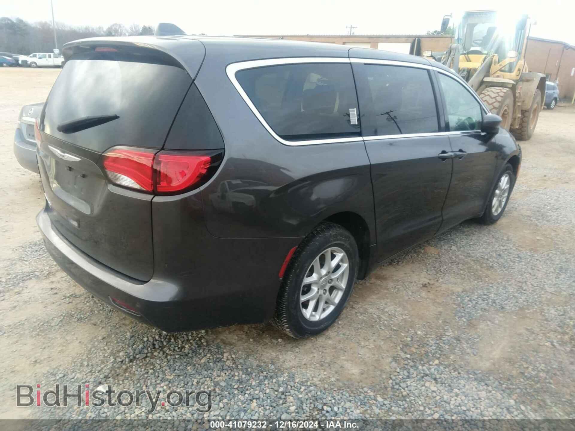 2017 CHRYSLER PACIFICA - VIN: 2C4RC1DGXHR712187 - Фото 4