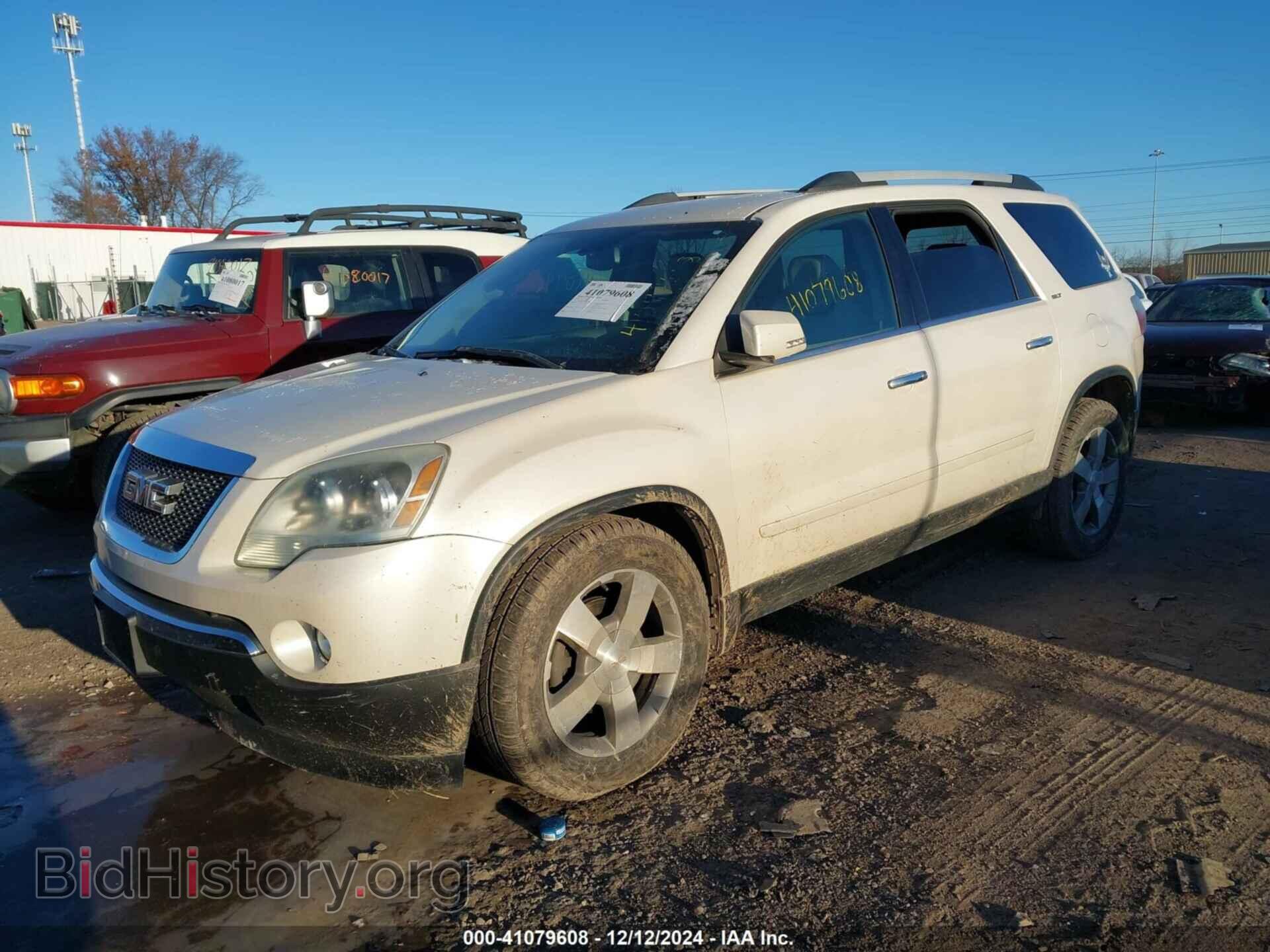 2011 GMC ACADIA - VIN: 1GKKVRED7BJ354058 - Фото 2