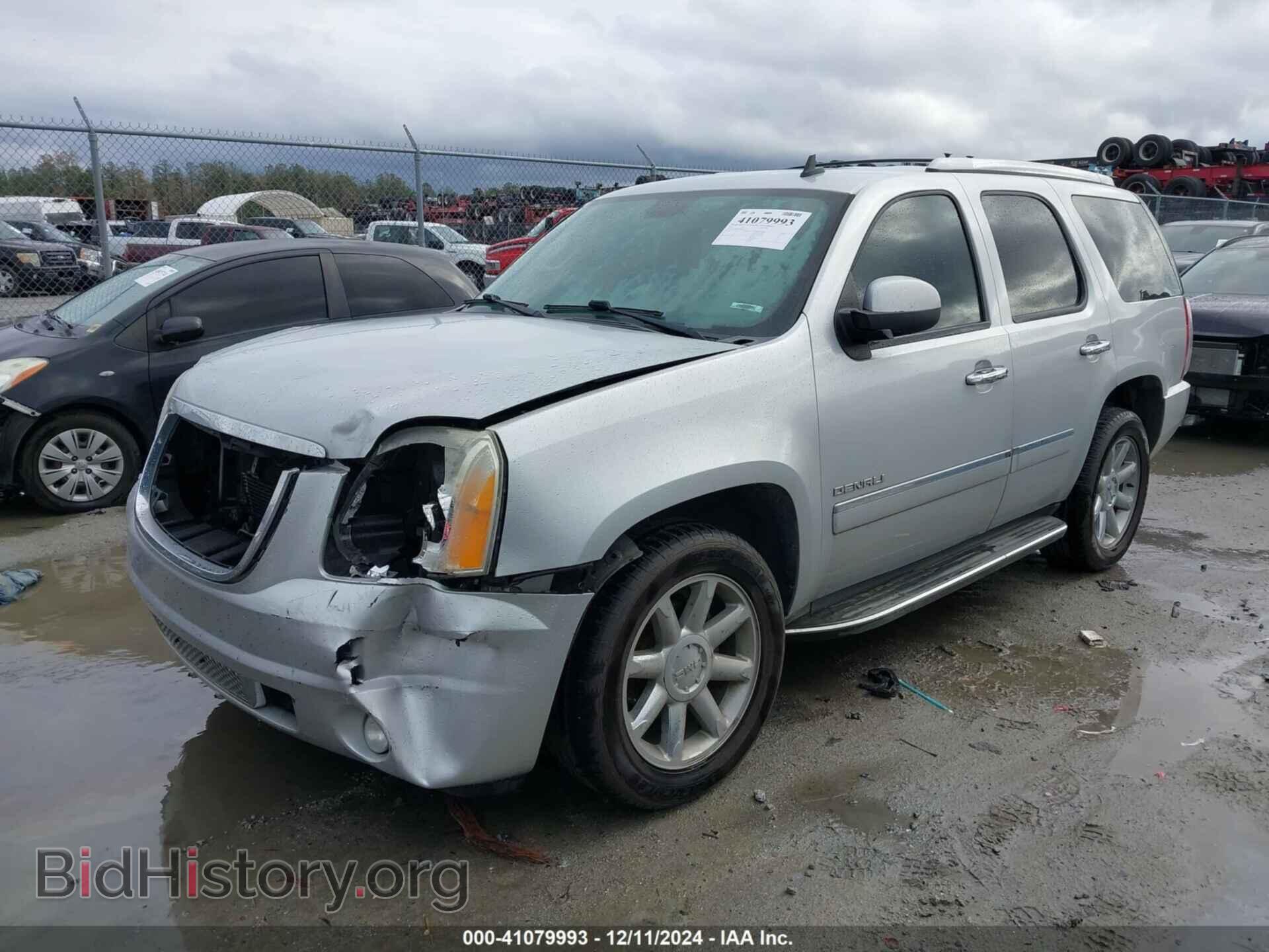 2012 GMC YUKON - VIN: 1GKS1EEF0CR256515 - Фото 2