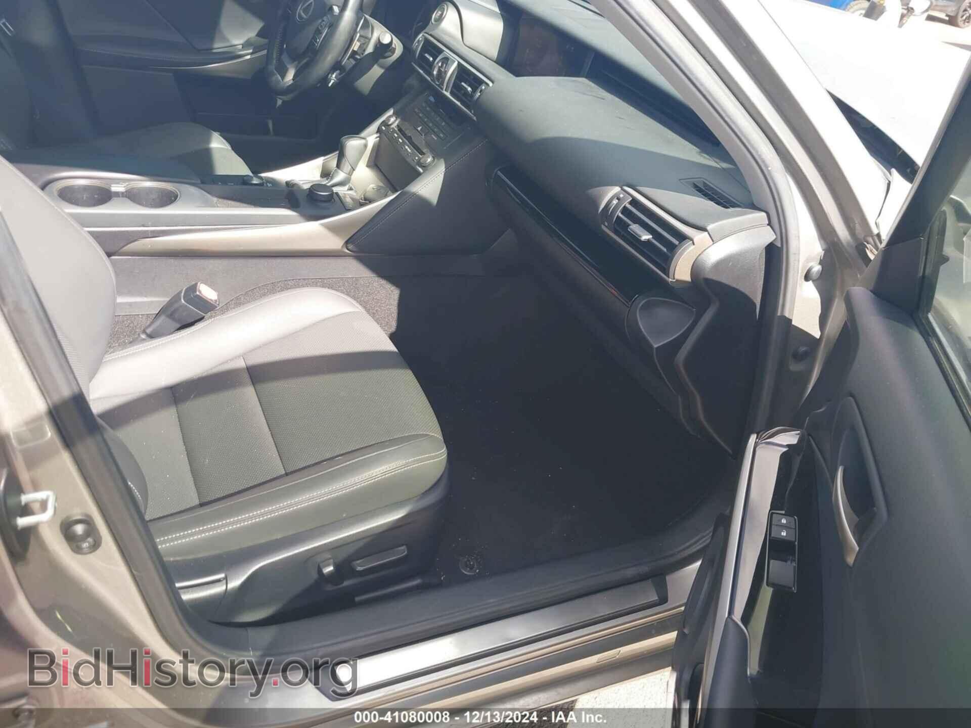 2020 LEXUS IS 300 - VIN: JTHAA1D27L5103490 - Фото 5