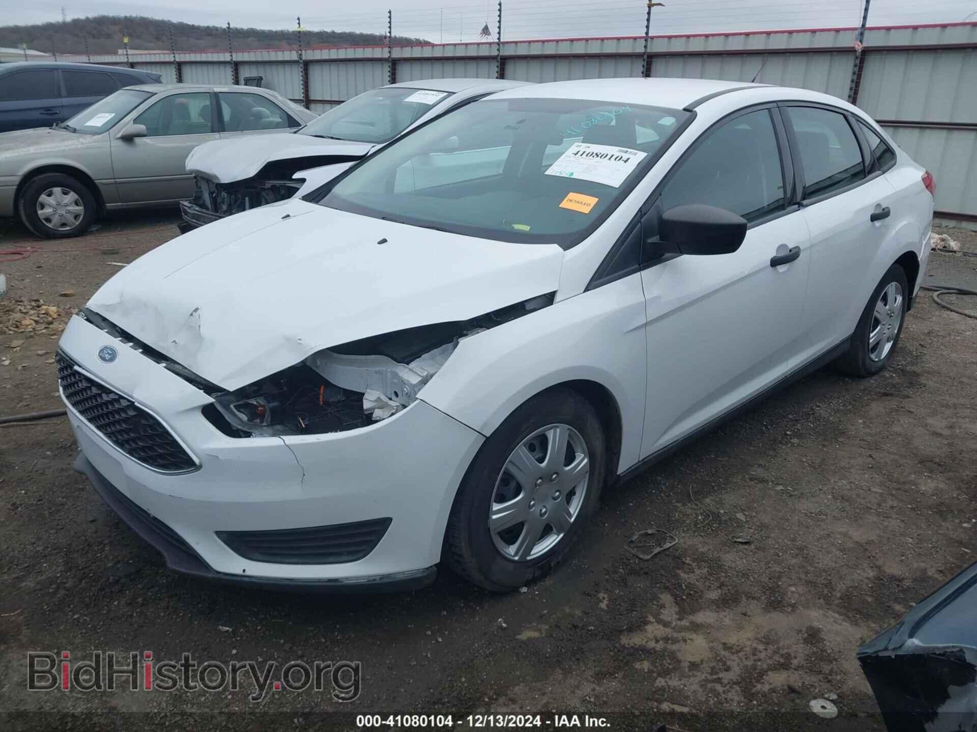 2017 FORD FOCUS - VIN: 1FADP3E24HL282054 - Фото 2