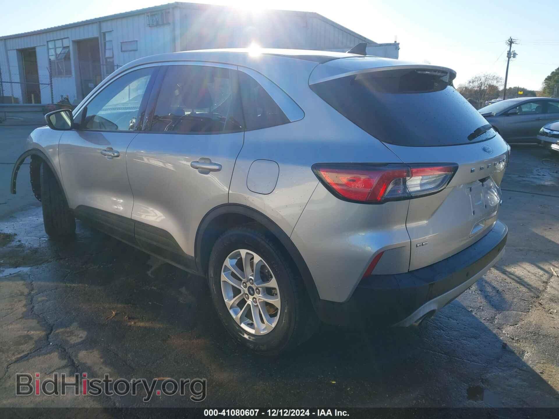 2020 FORD ESCAPE - VIN: 1FMCU0G66LUA92560 - Фото 3
