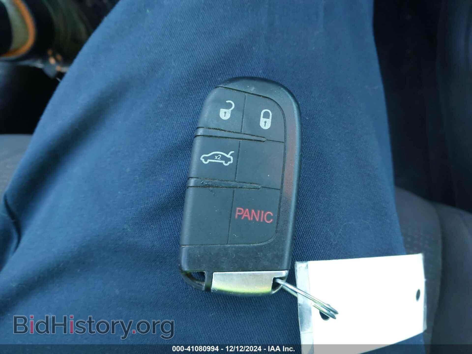 2015 CHRYSLER 200 - VIN: 1C3CCCAB7FN641068 - Фото 11