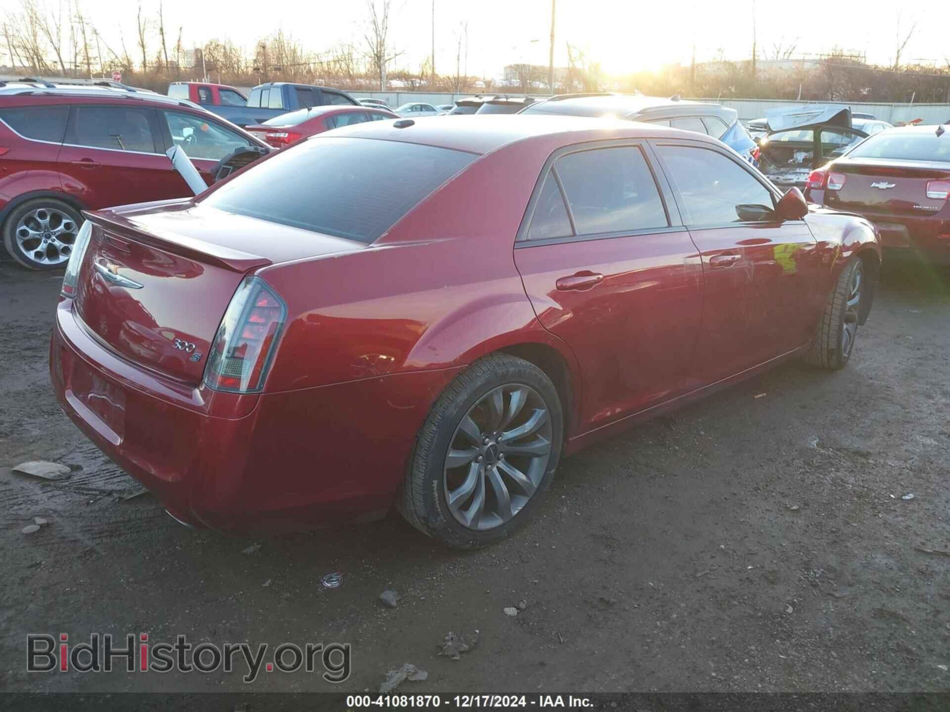 2014 CHRYSLER 300 - VIN: 2C3CCABG0EH357058 - Фото 4