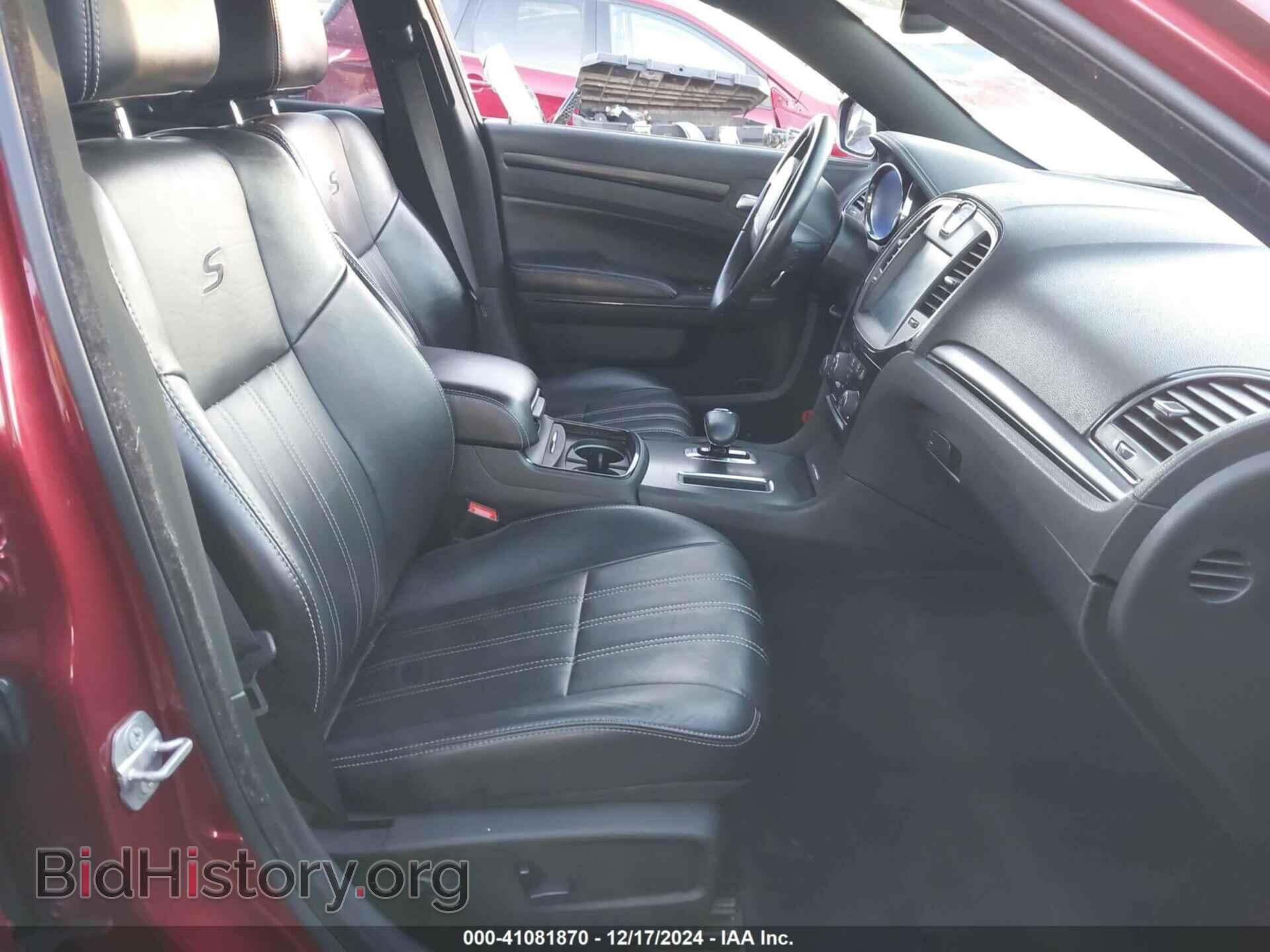 2014 CHRYSLER 300 - VIN: 2C3CCABG0EH357058 - Фото 5
