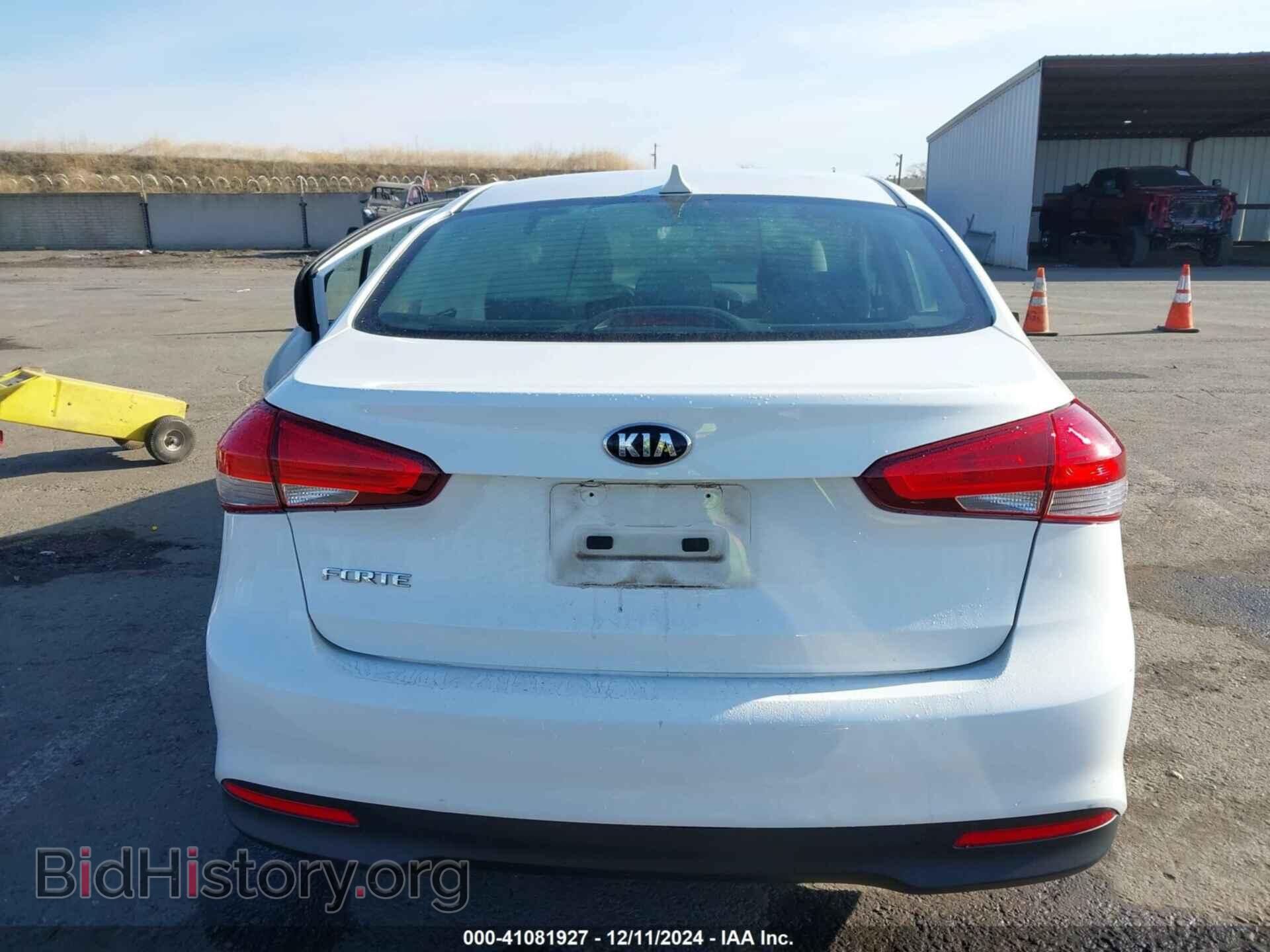 2018 KIA FORTE - VIN: 3KPFK4A74JE219897 - Фото 16