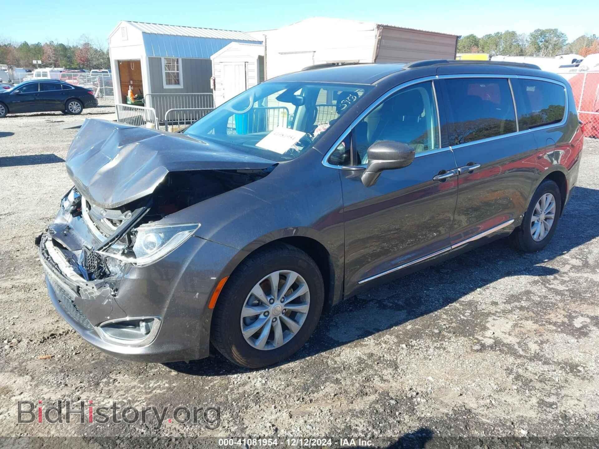 2017 CHRYSLER PACIFICA - VIN: 2C4RC1BG0HR523907 - Photo 2