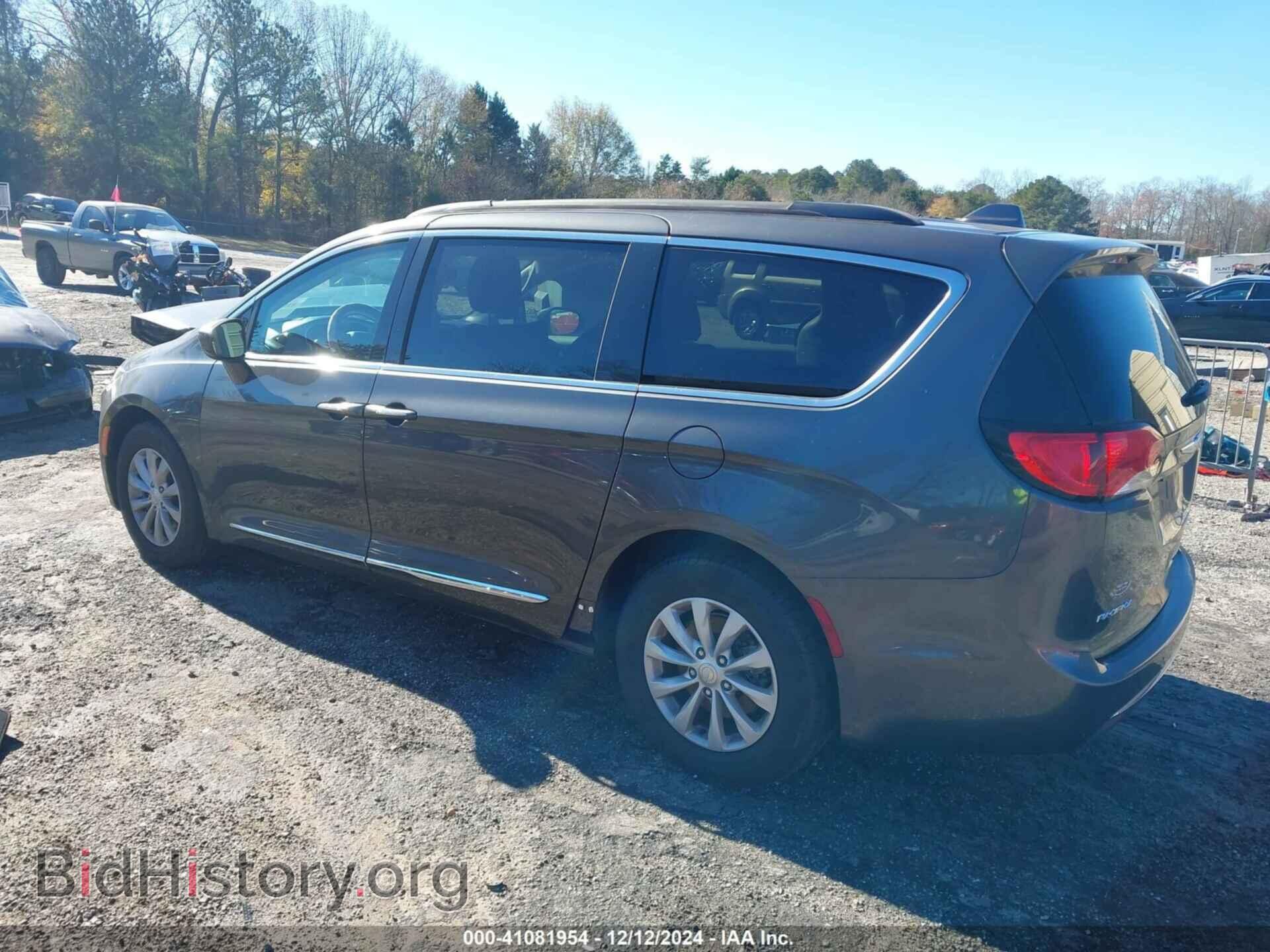 2017 CHRYSLER PACIFICA - VIN: 2C4RC1BG0HR523907 - Photo 3