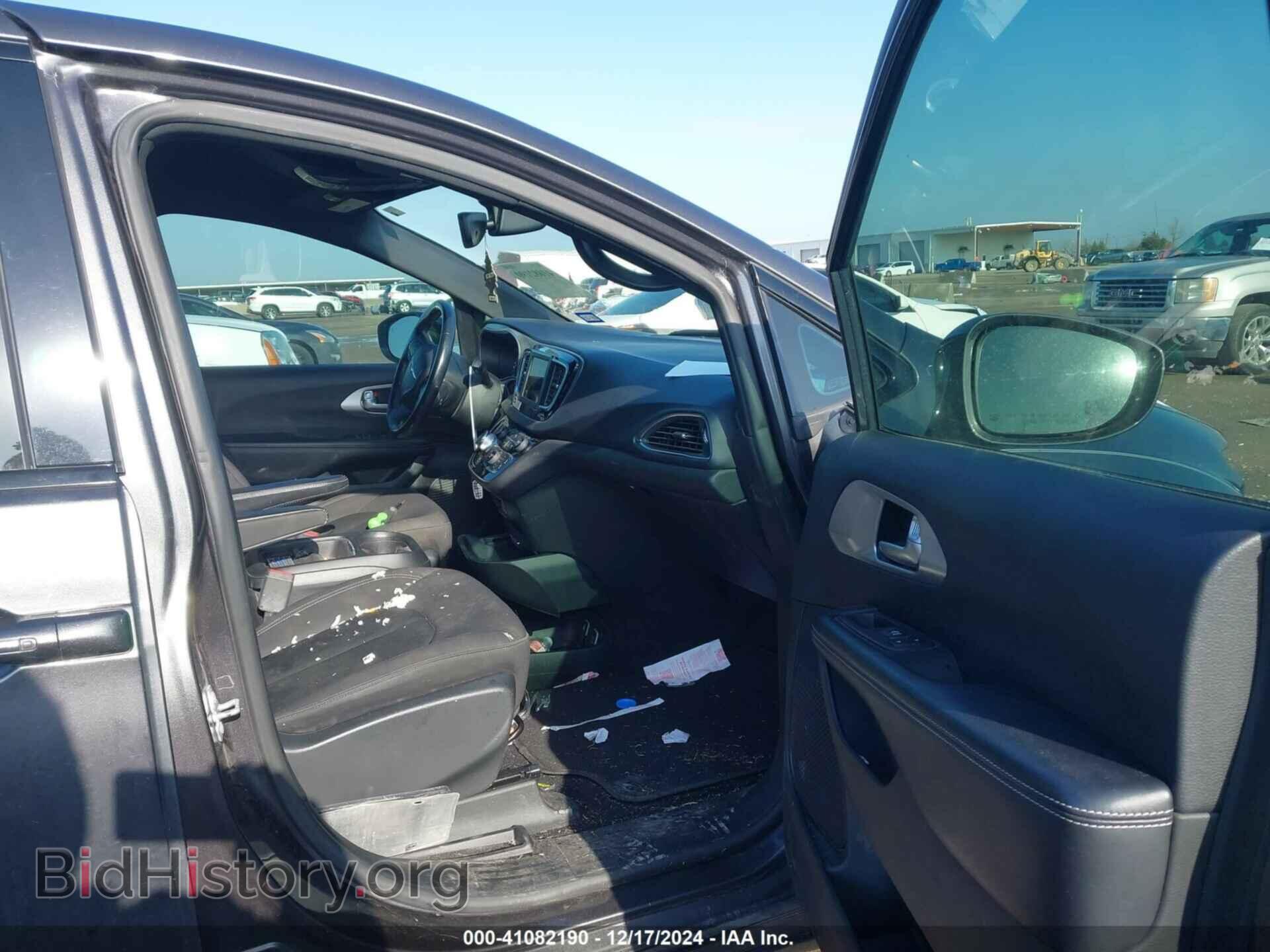 2019 CHRYSLER PACIFICA - VIN: 2C4RC1FG7KR583619 - Photo 5