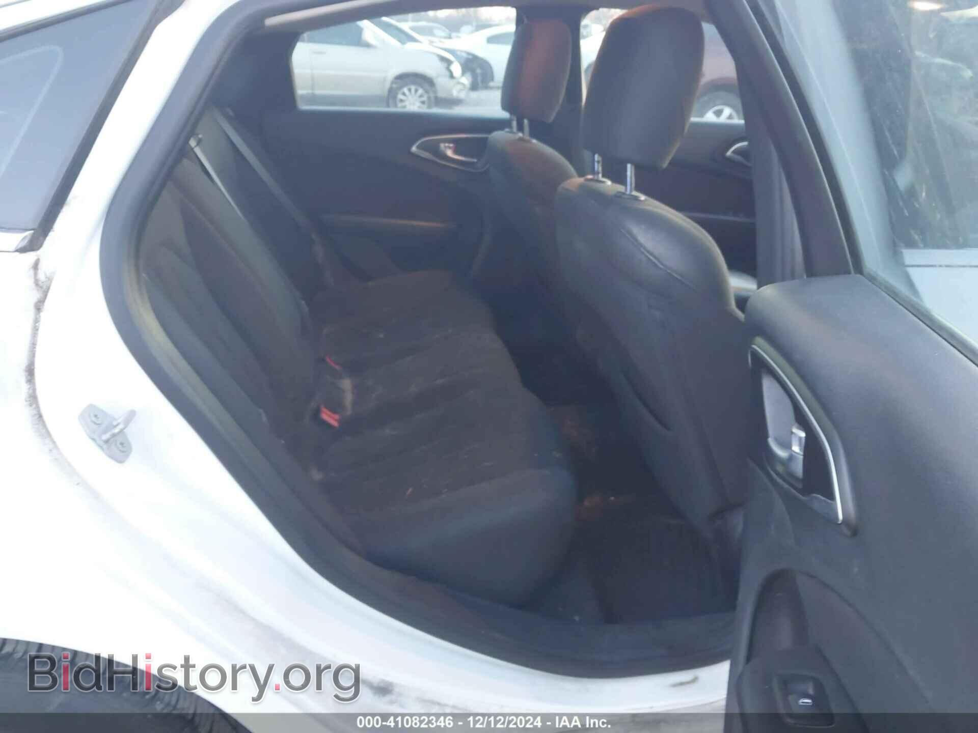 2016 CHRYSLER 200 - VIN: 1C3CCCAB0GN154280 - Фото 8