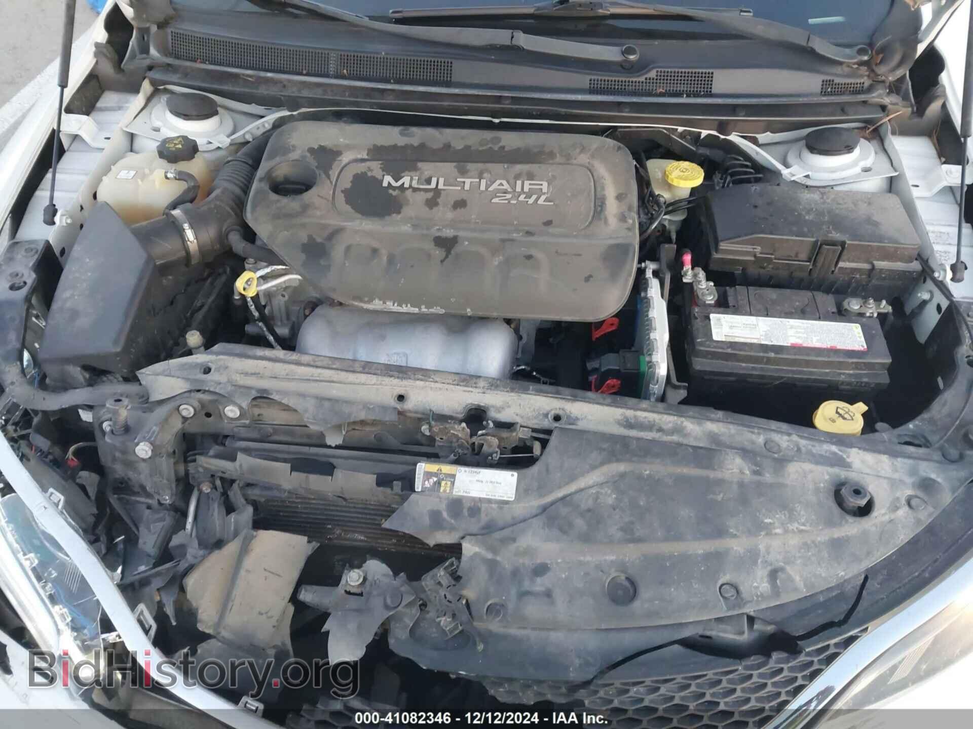 2016 CHRYSLER 200 - VIN: 1C3CCCAB0GN154280 - Фото 10
