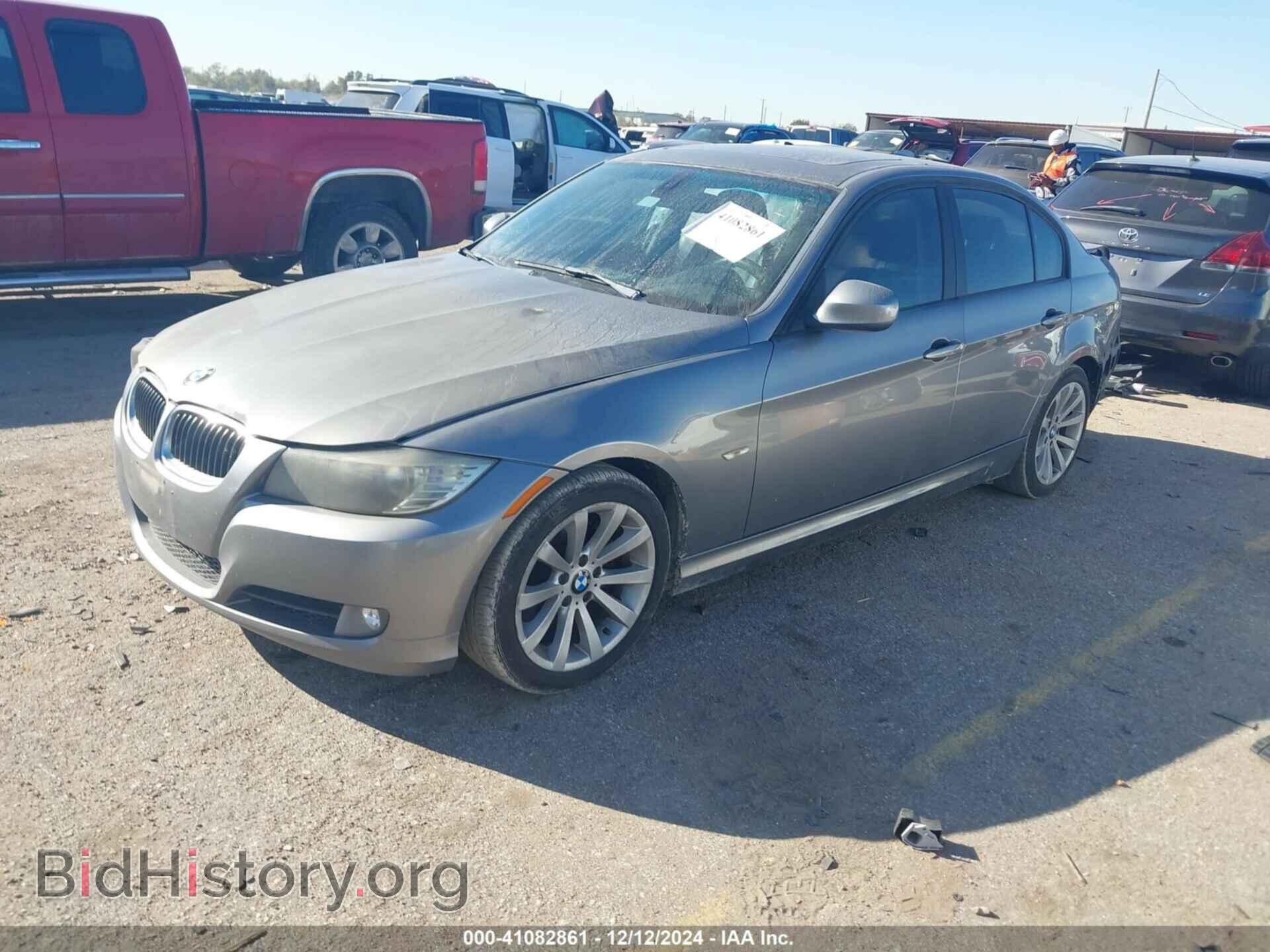 2011 BMW 328I - VIN: WBAPH7C54BE460658 - Фото 2