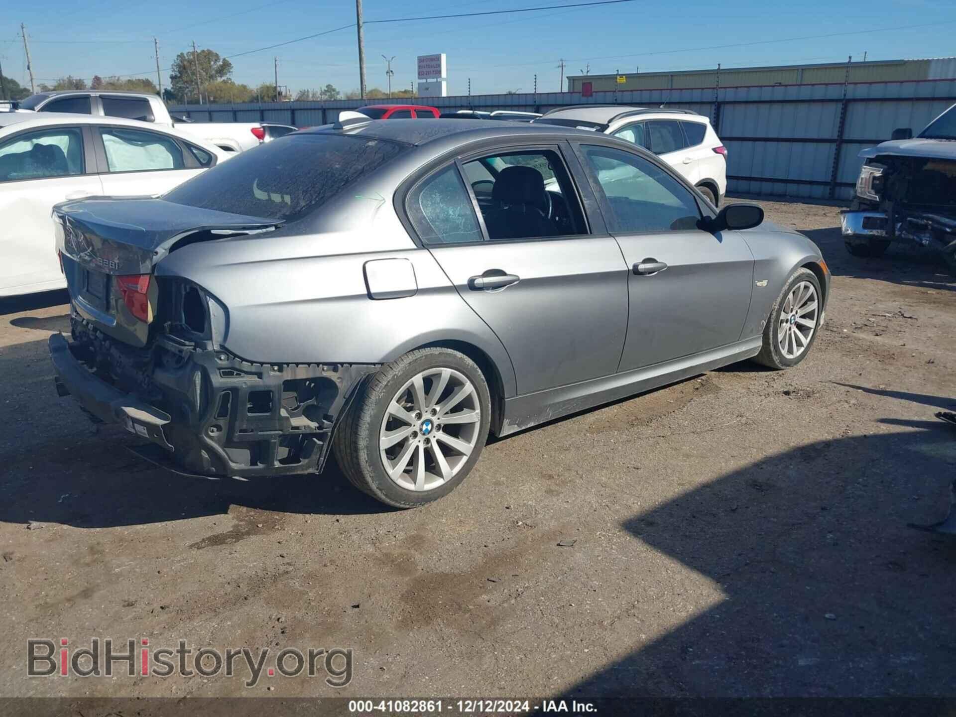 2011 BMW 328I - VIN: WBAPH7C54BE460658 - Фото 4