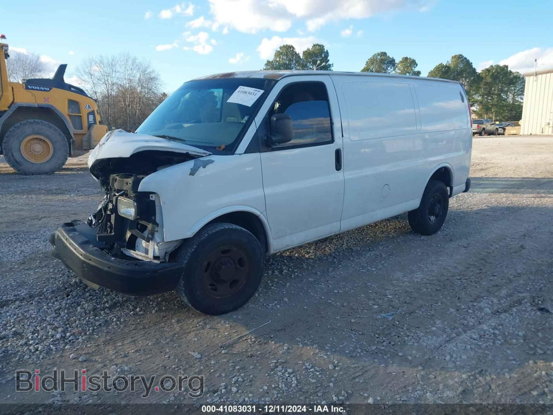 2011 GMC SAVANA 2500 - VIN: 1GTW7FCA1B1173343 - Фото 2