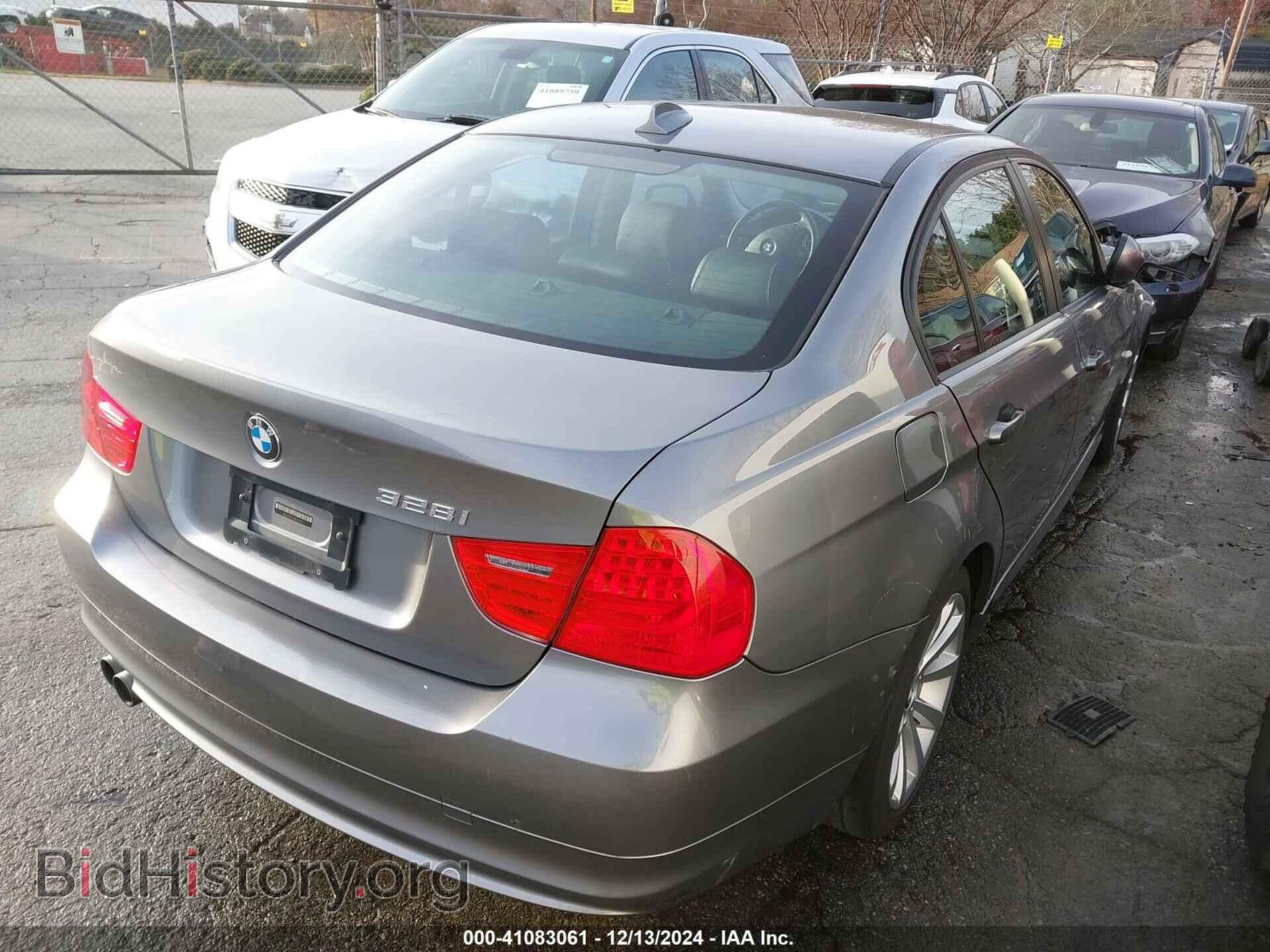 2011 BMW 328I - VIN: WBAPH7C52BE678775 - Фото 4