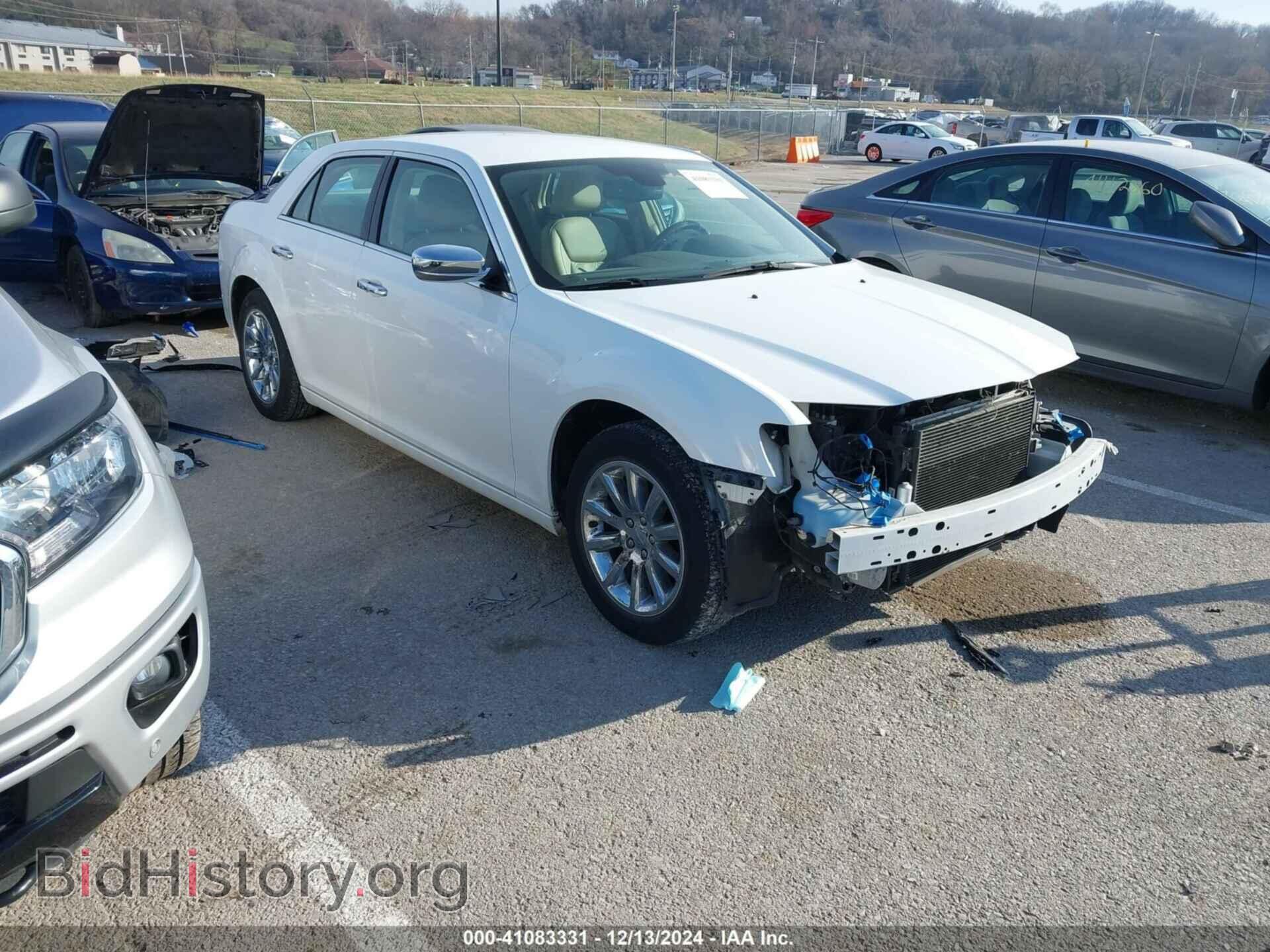 Фотография 2C3CA6CT0BH515005 - CHRYSLER 300C 2011