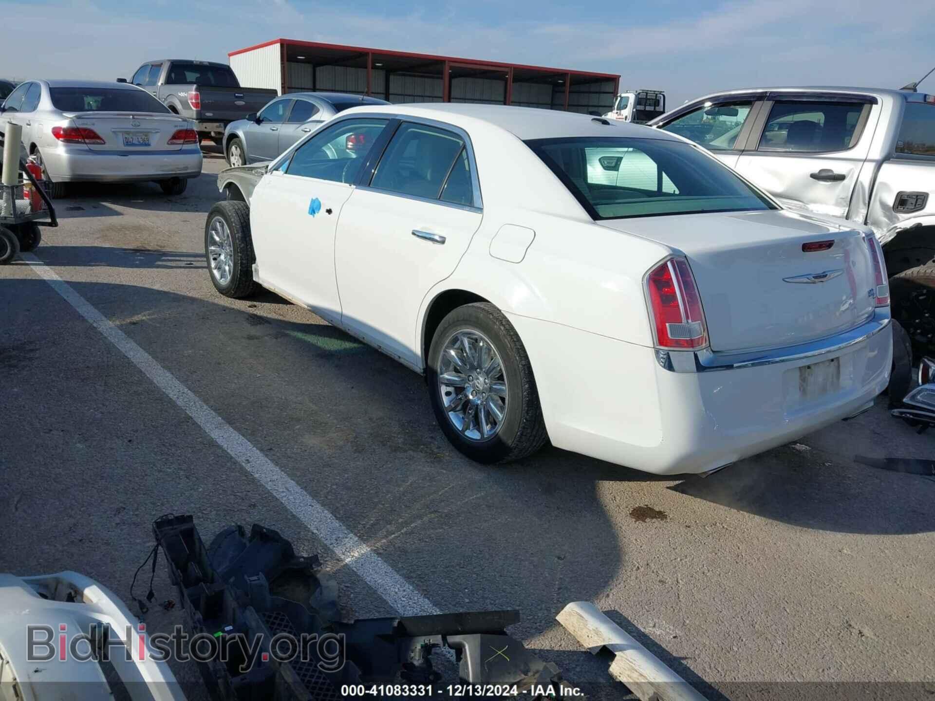 2011 CHRYSLER 300C - VIN: 2C3CA6CT0BH515005 - Фото 3
