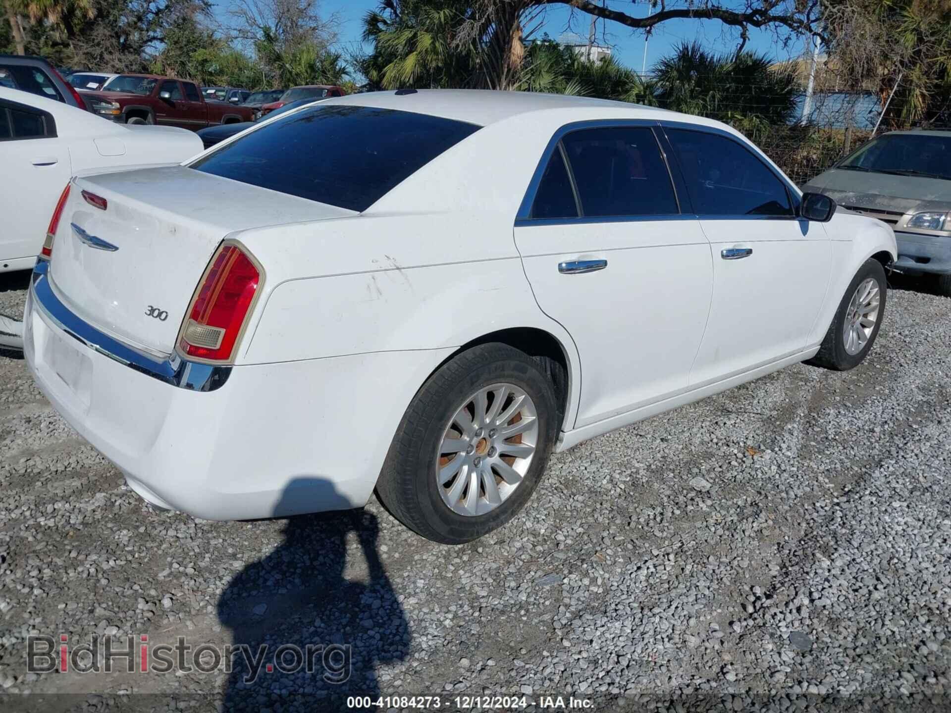 2012 CHRYSLER 300 - VIN: 2C3CCACG2CH198085 - Фото 4