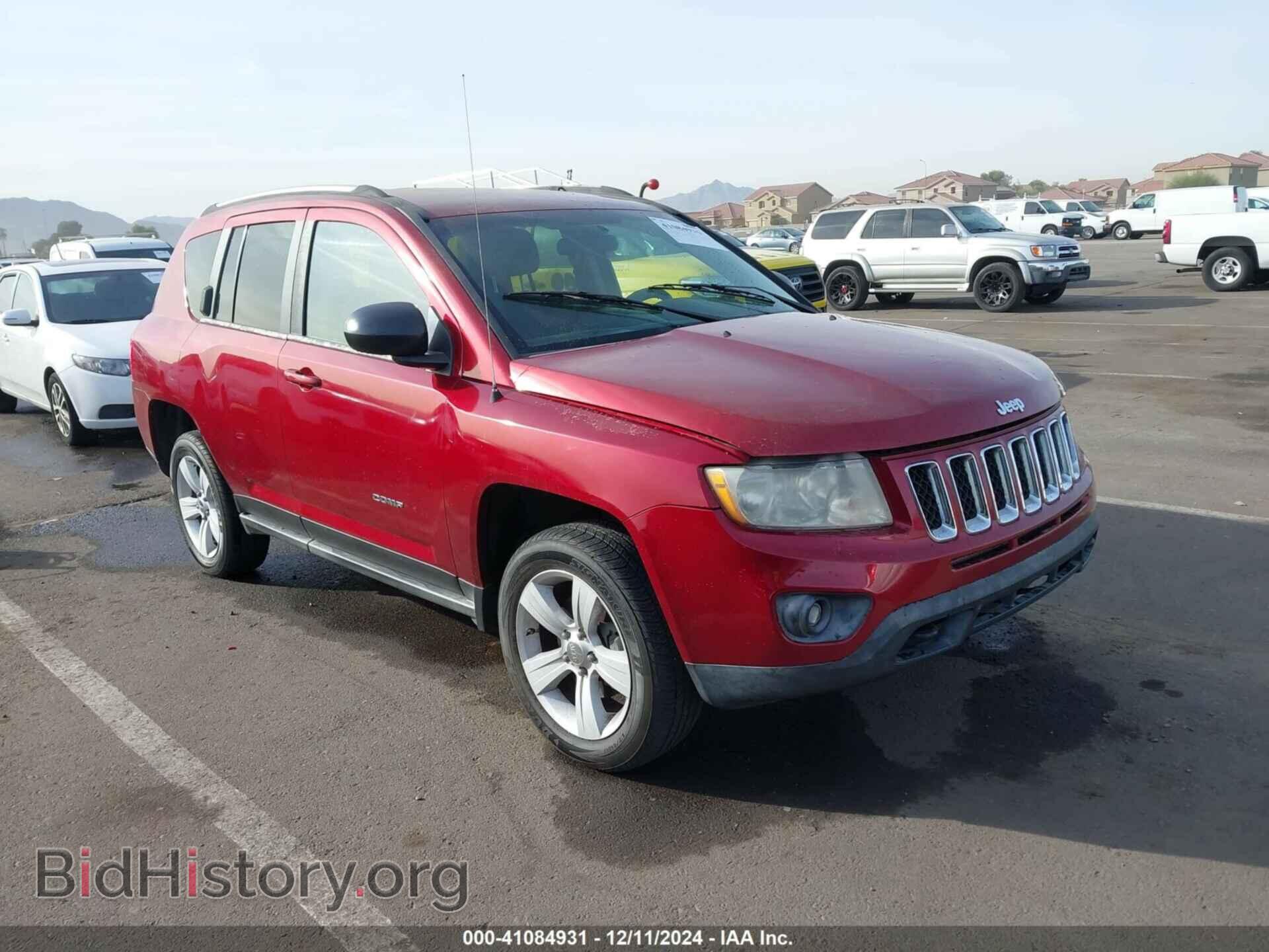 Photo 1J4NF1FB1BD134024 - JEEP COMPASS 2011