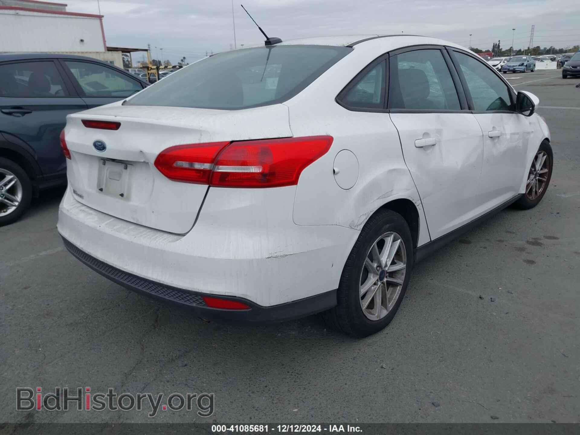 2017 FORD FOCUS - VIN: 1FADP3F2XHL216560 - Фото 4