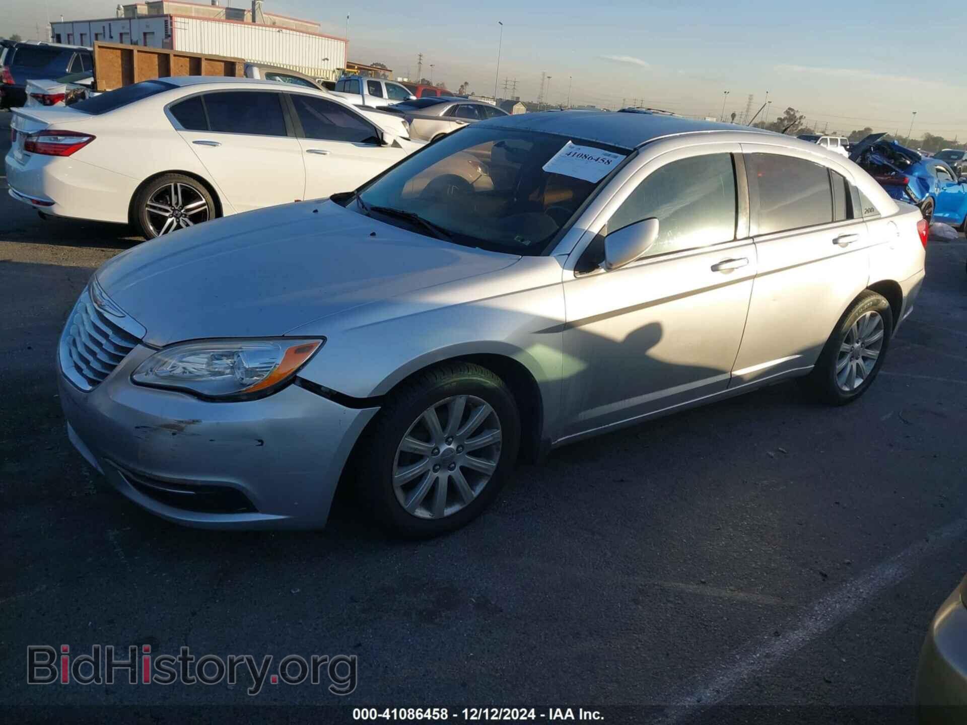 2012 CHRYSLER 200 - VIN: 1C3CCBBB7CN101353 - Фото 2