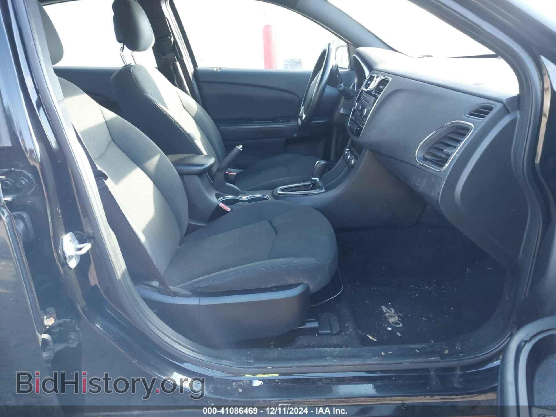 2011 CHRYSLER 200 - VIN: 1C3BC1FB0BN568449 - Фото 5