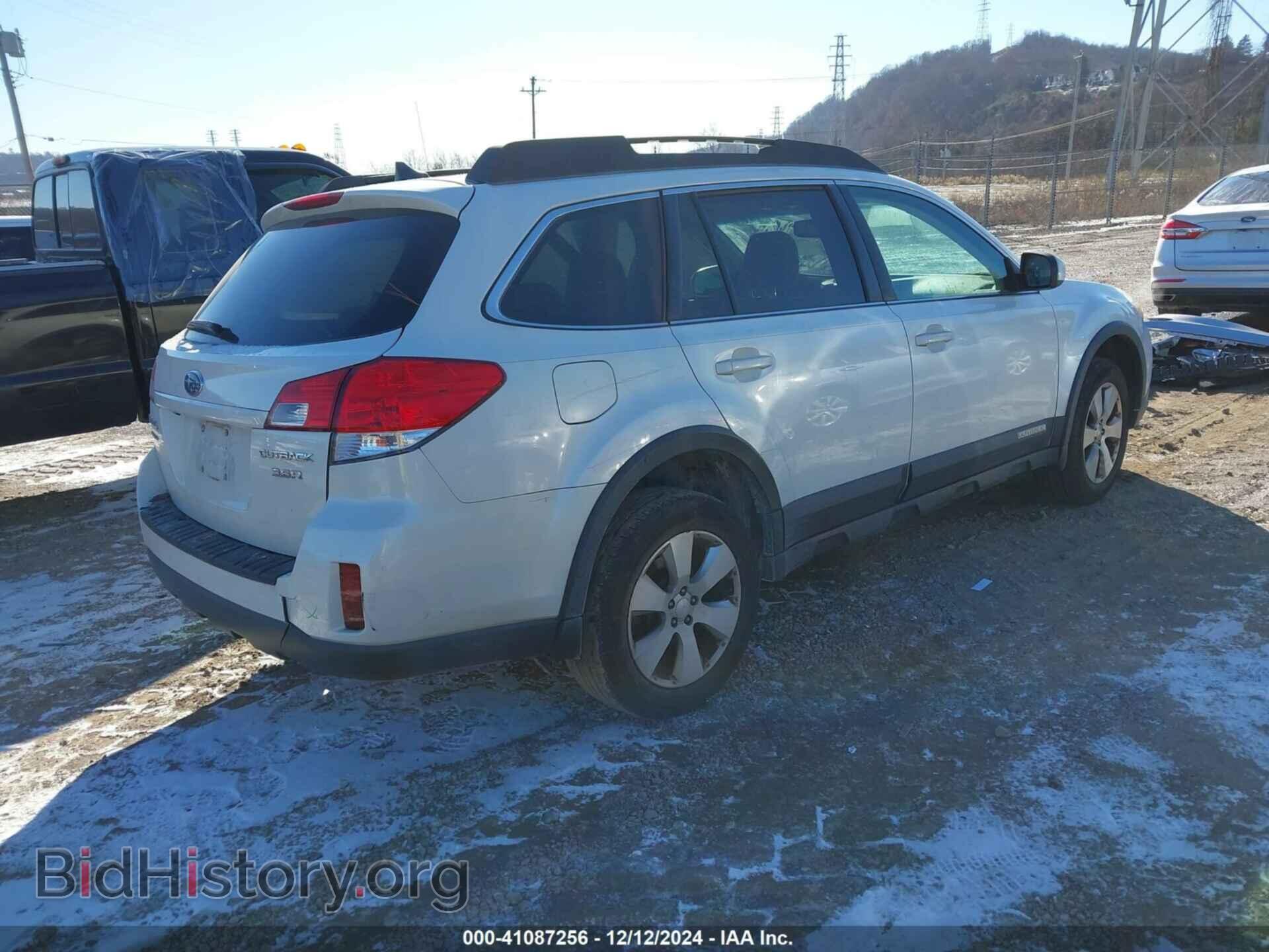 2011 SUBARU OUTBACK - VIN: 4S4BRDKC4B2354457 - Фото 4