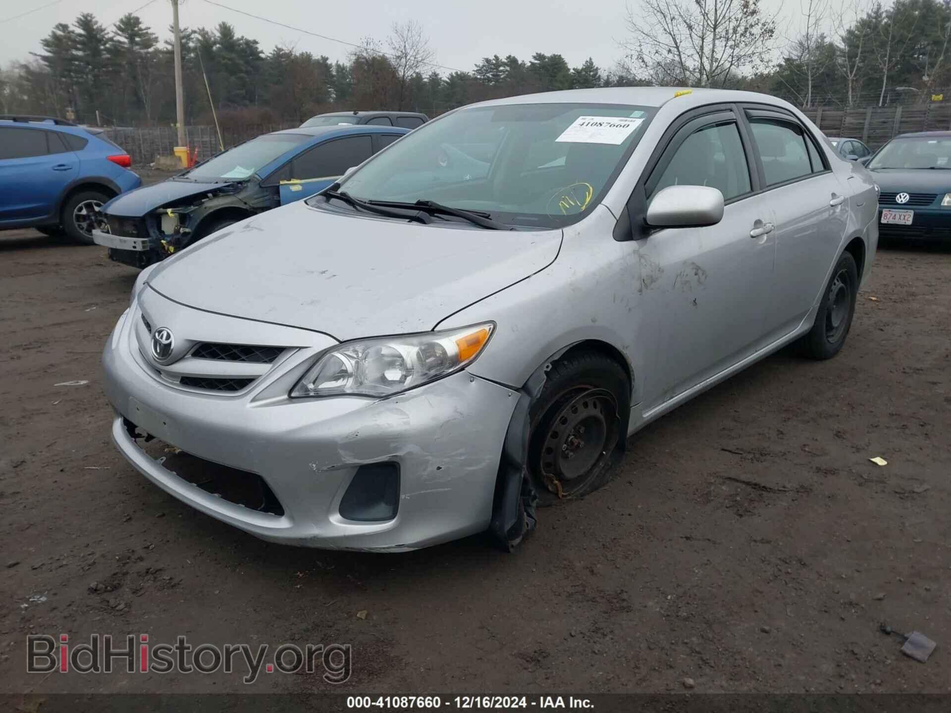 2011 TOYOTA COROLLA - VIN: 2T1BU4EE8BC569132 - Фото 2