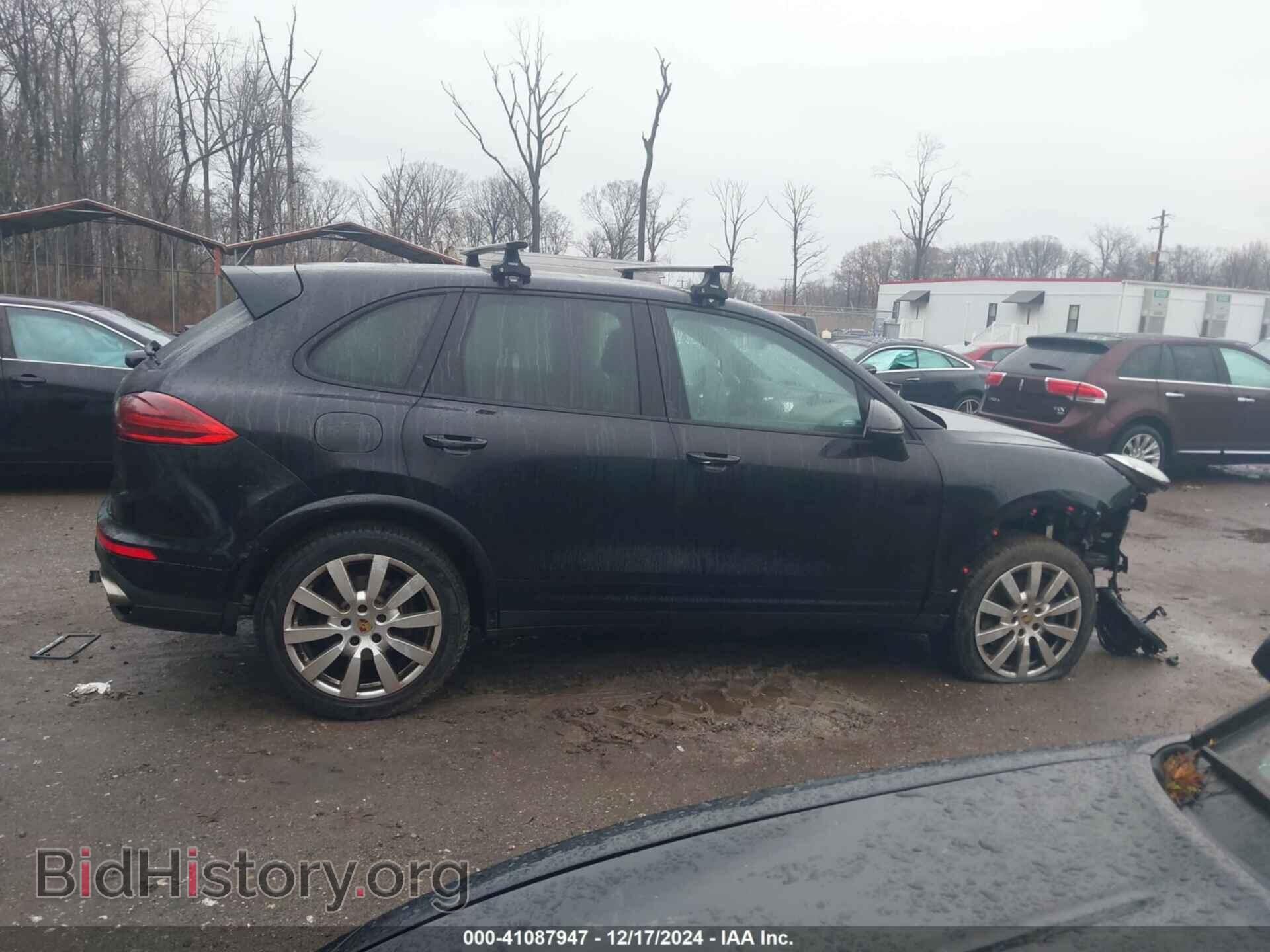 2017 PORSCHE CAYENNE - VIN: WP1AA2A22HKA87556 - Фото 14