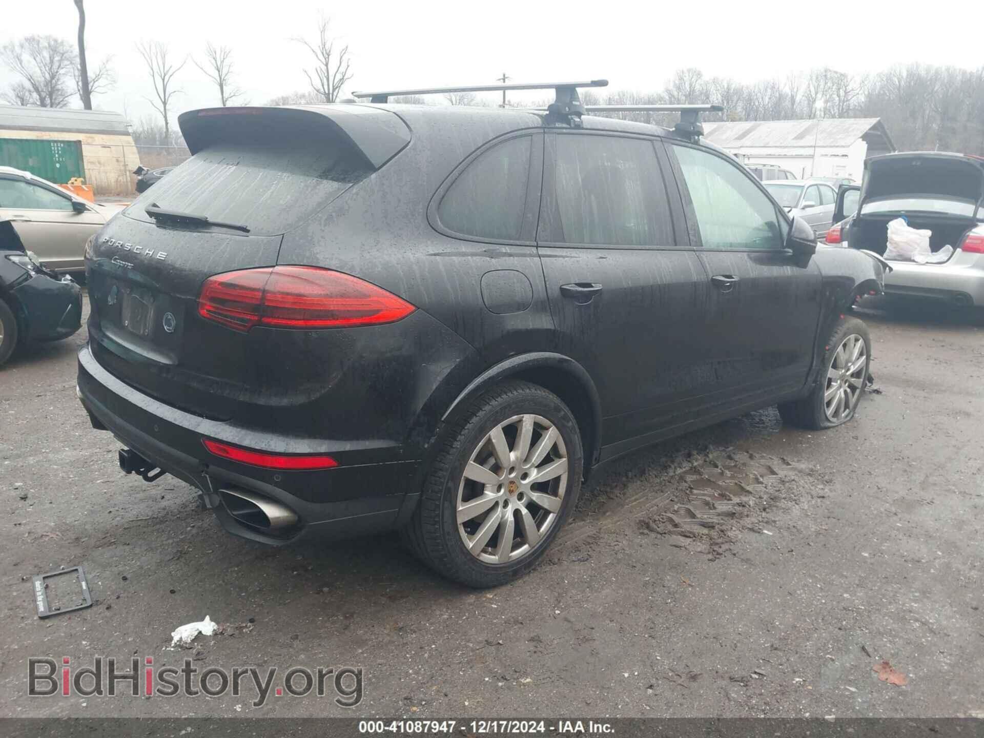 2017 PORSCHE CAYENNE - VIN: WP1AA2A22HKA87556 - Фото 4