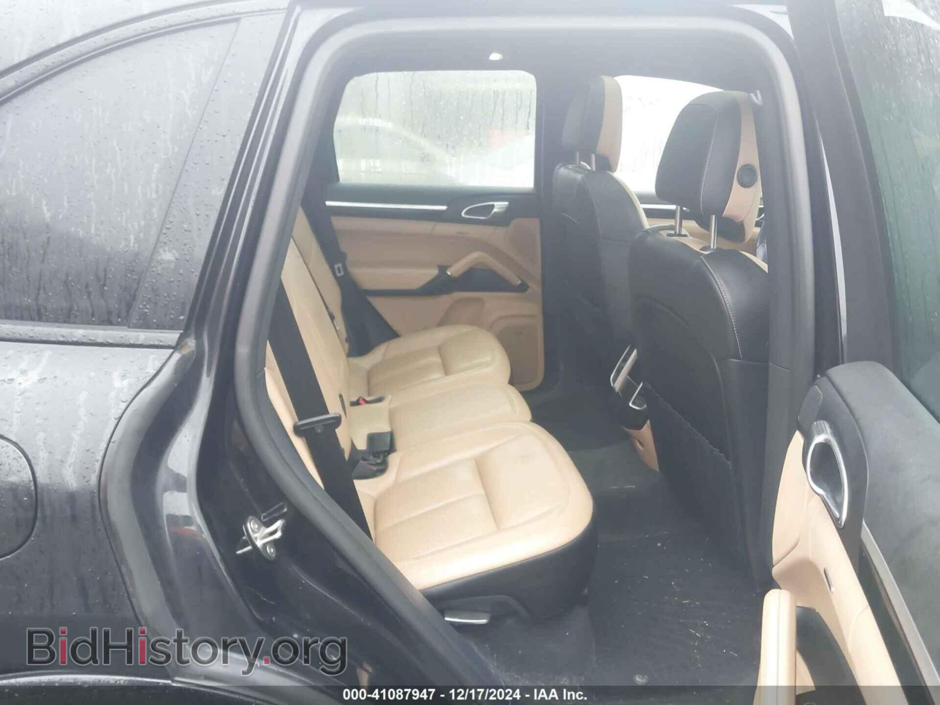 2017 PORSCHE CAYENNE - VIN: WP1AA2A22HKA87556 - Фото 8