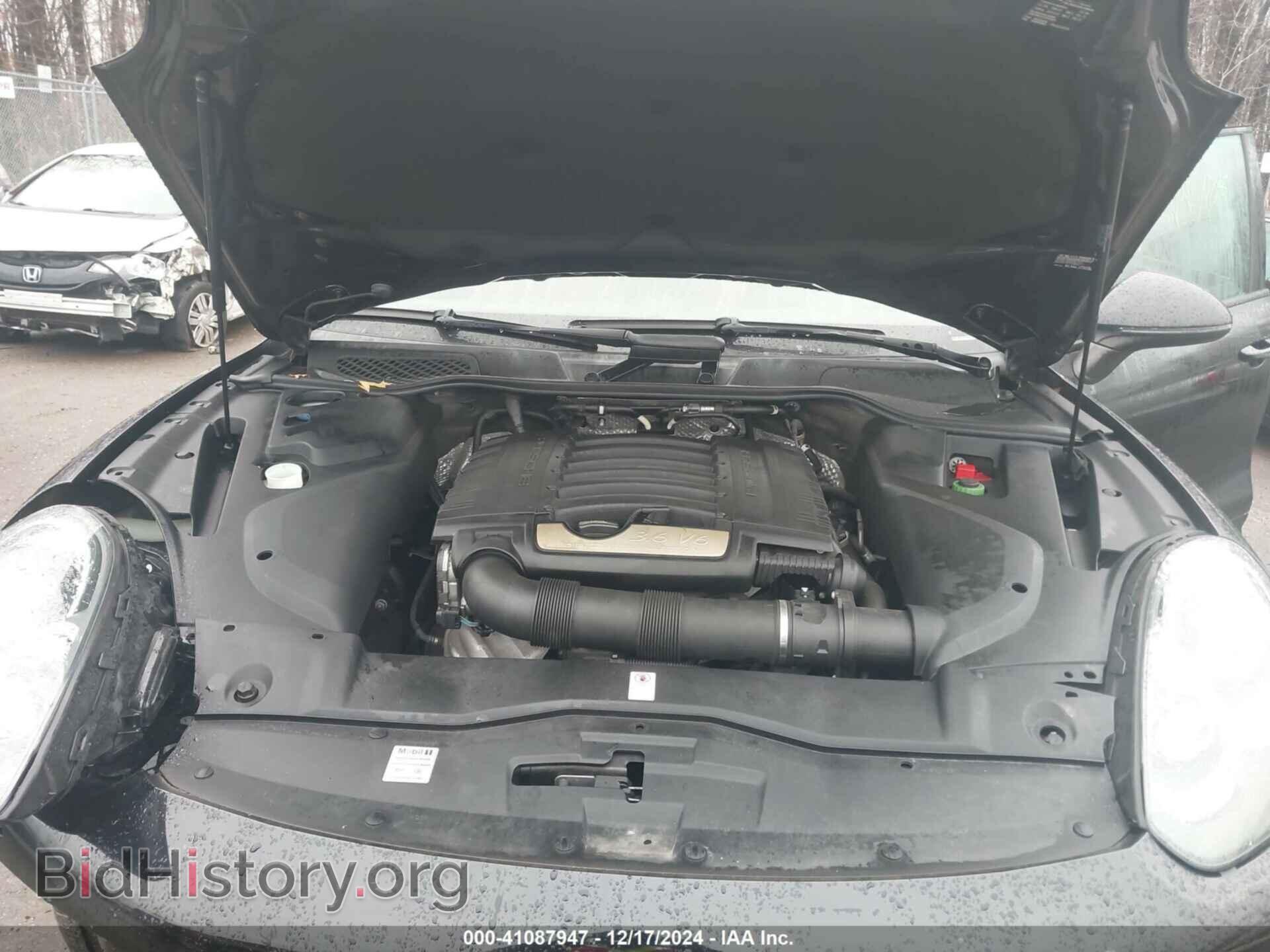 2017 PORSCHE CAYENNE - VIN: WP1AA2A22HKA87556 - Фото 10
