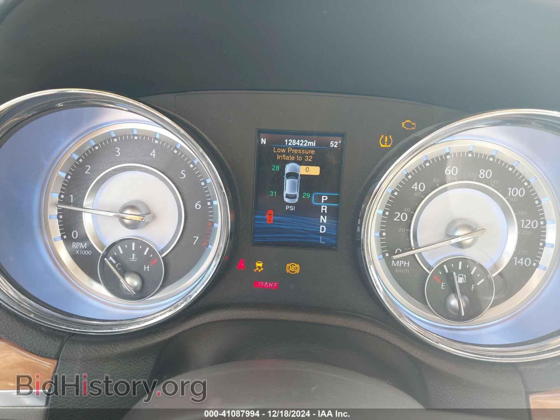2014 CHRYSLER 300C - VIN: 2C3CCAEG0EH337131 - Фото 7