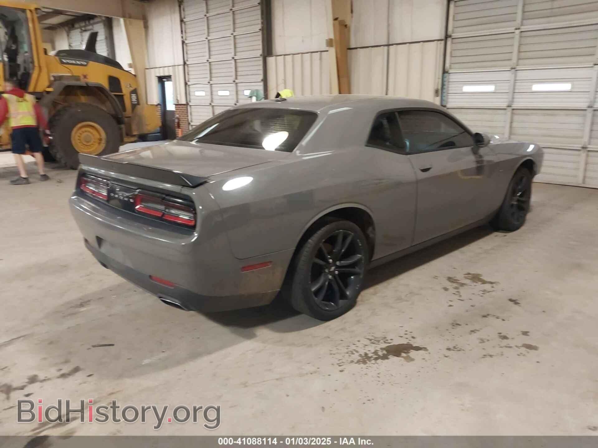 2018 DODGE CHALLENGER - VIN: 2C3CDZAG0JH217129 - Фото 4