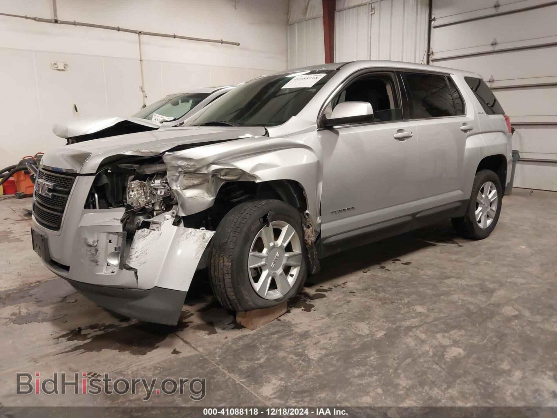 2011 GMC TERRAIN - VIN: 2CTALMEC2B6427975 - Фото 2