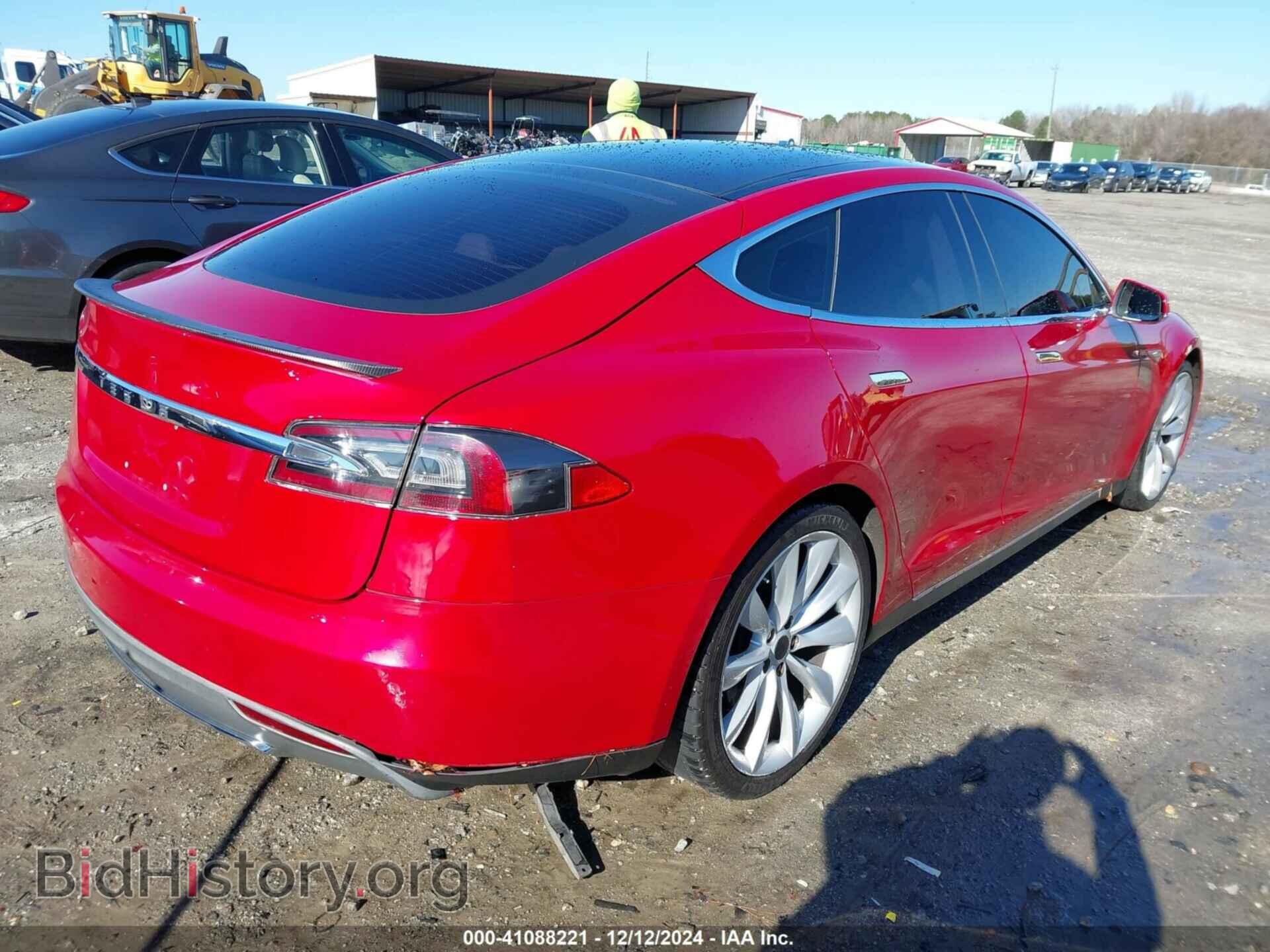2013 TESLA MODEL S - VIN: 5YJSA1DP8DFP15392 - Фото 4