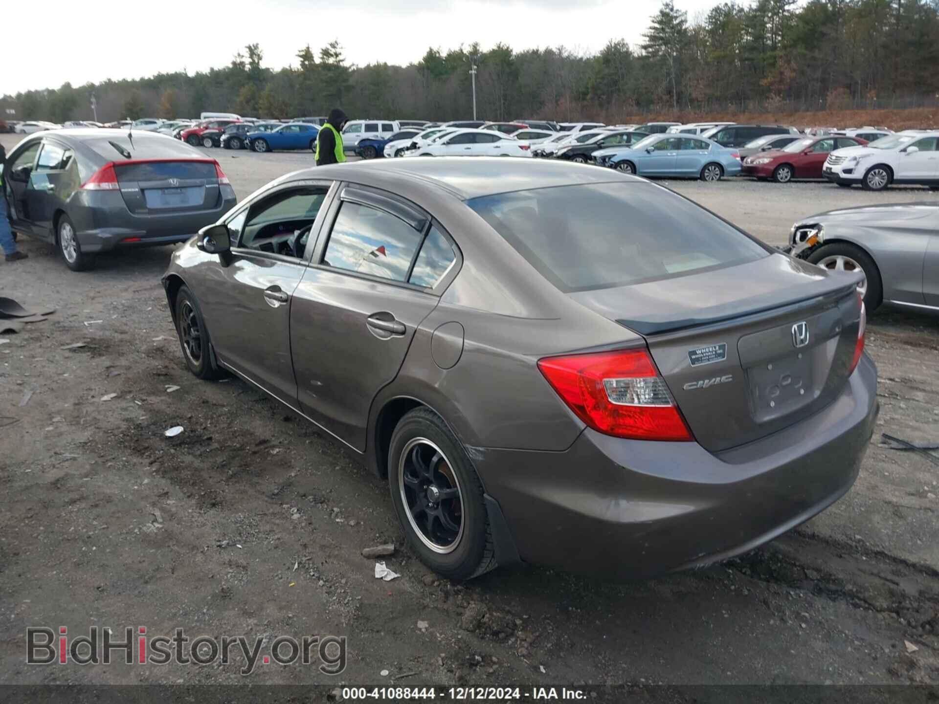 2012 HONDA CIVIC - VIN: 2HGFB2F5XCH518928 - Фото 3