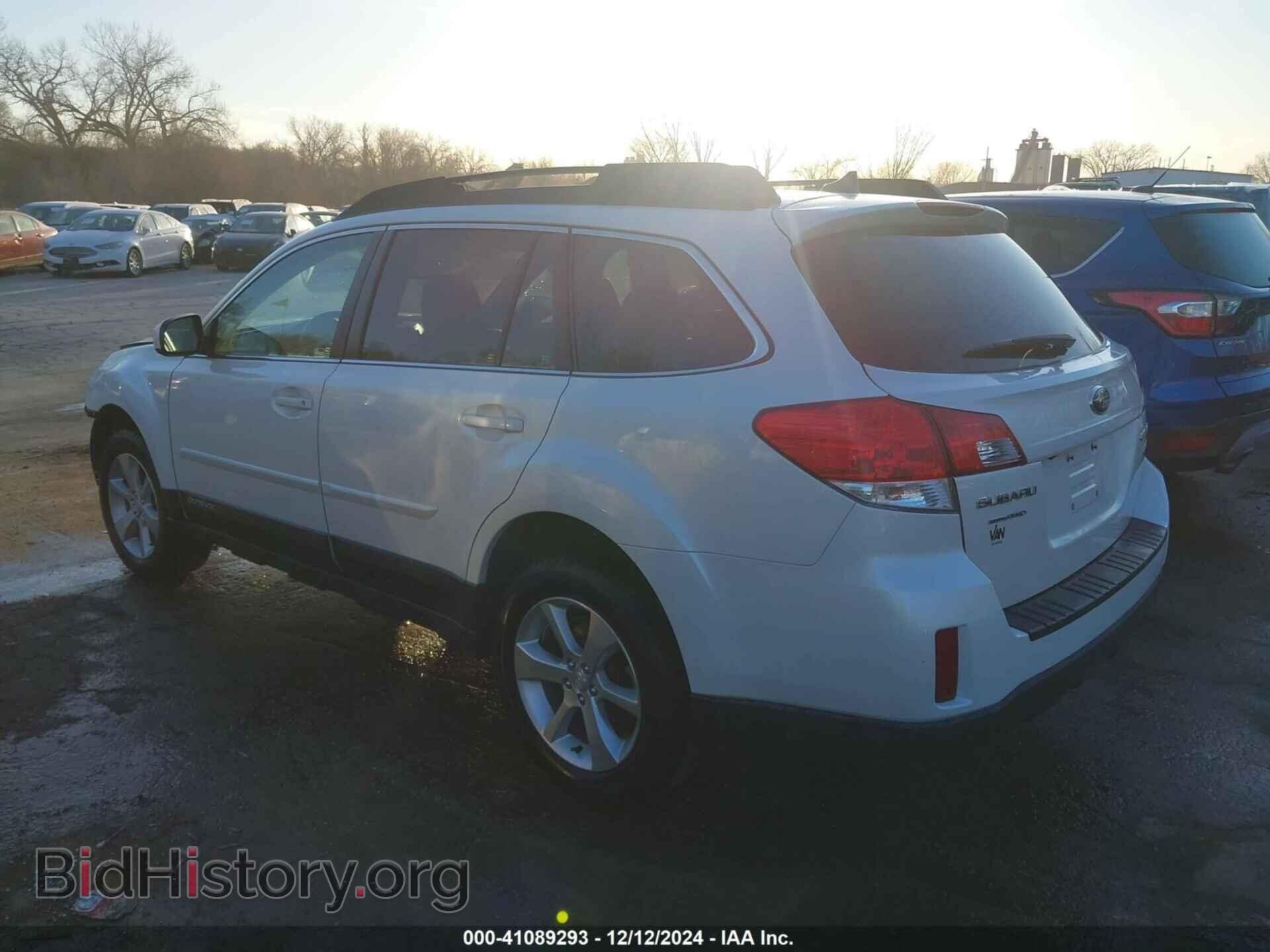 2014 SUBARU OUTBACK - VIN: 4S4BRBLC9E3207701 - Фото 3