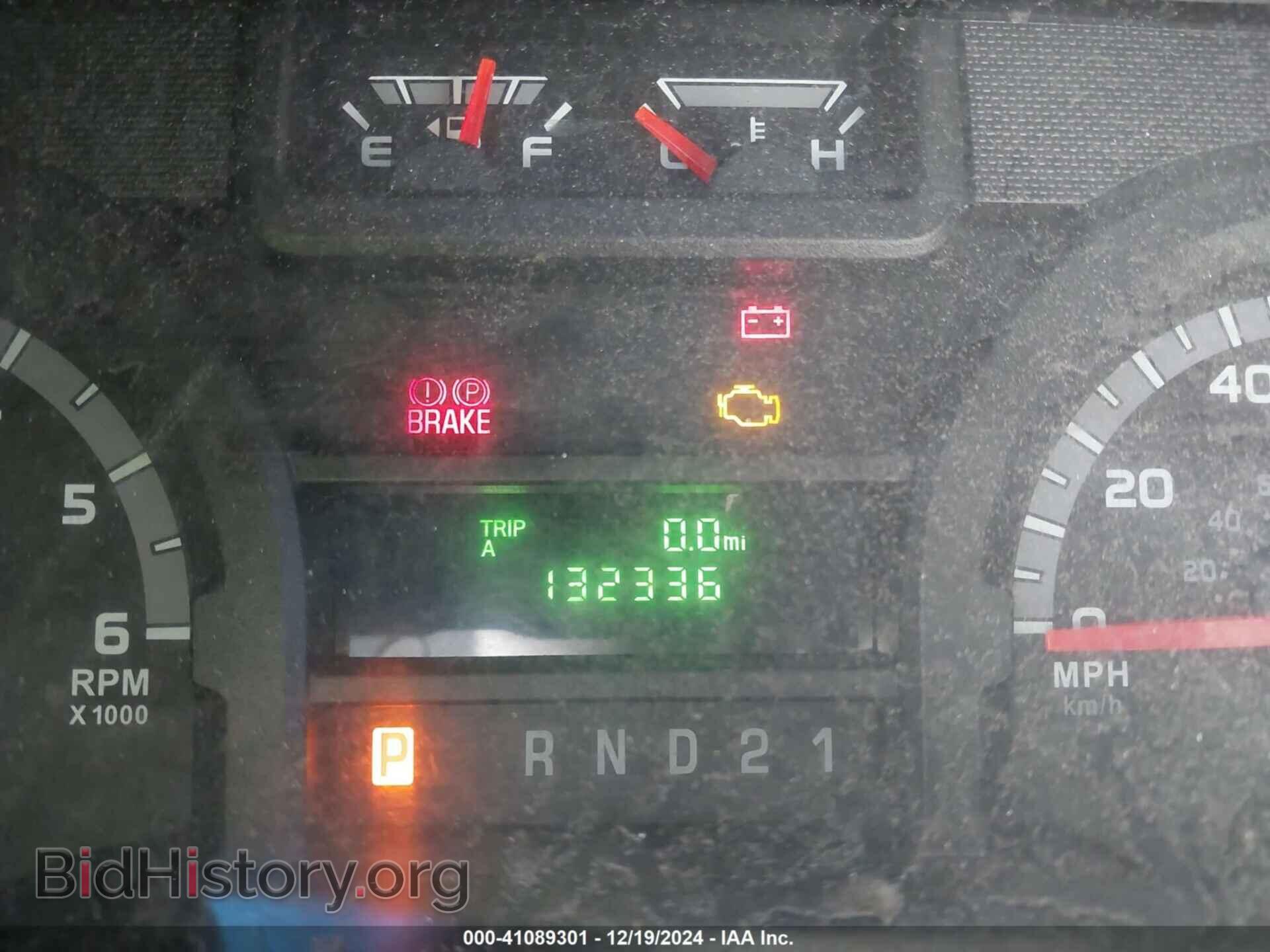 2010 FORD E-150 - VIN: 1FTNE1EW3ADA91365 - Фото 2