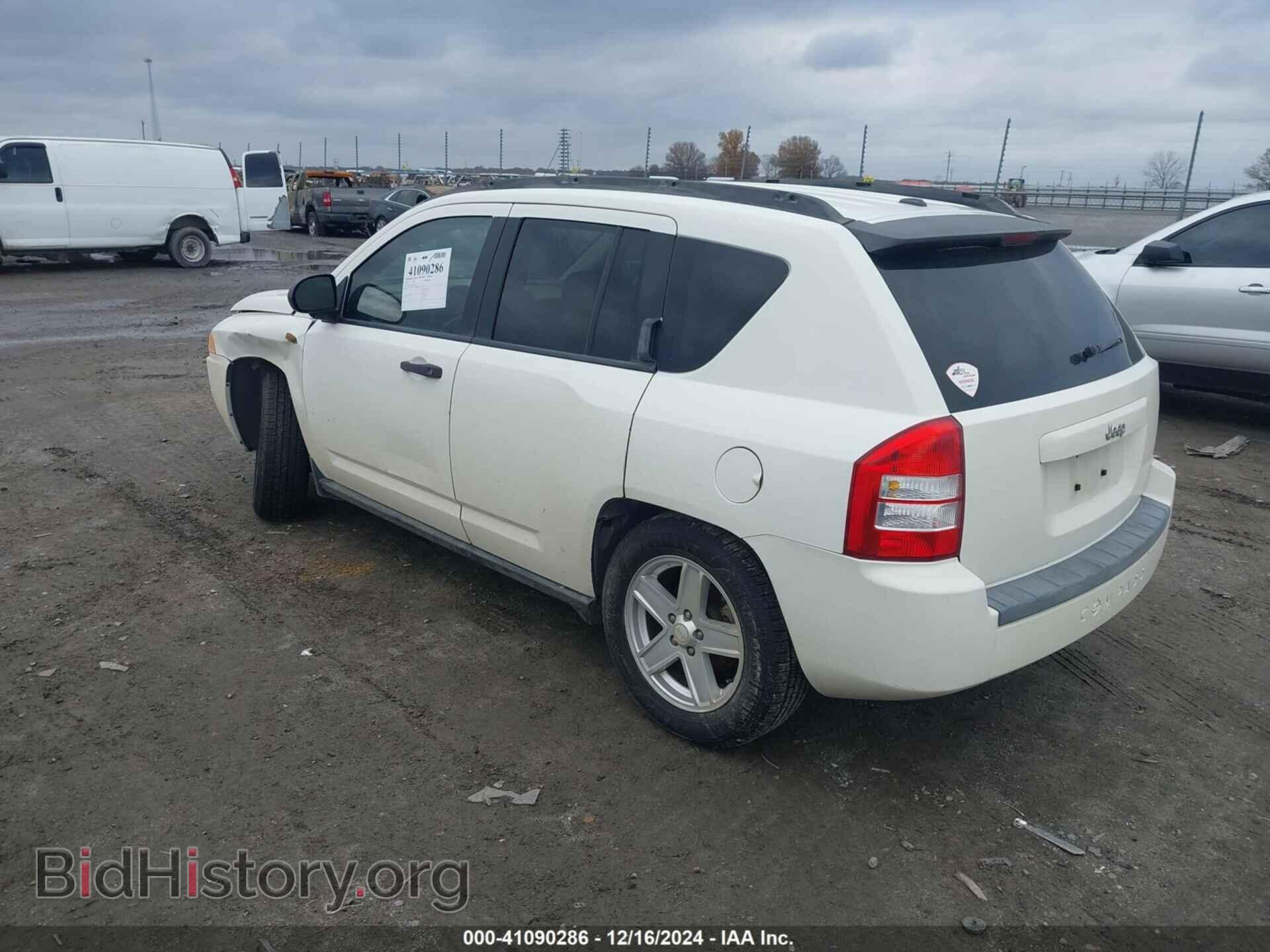 2007 JEEP COMPASS - VIN: 1J8FT47W07D107774 - Фото 3